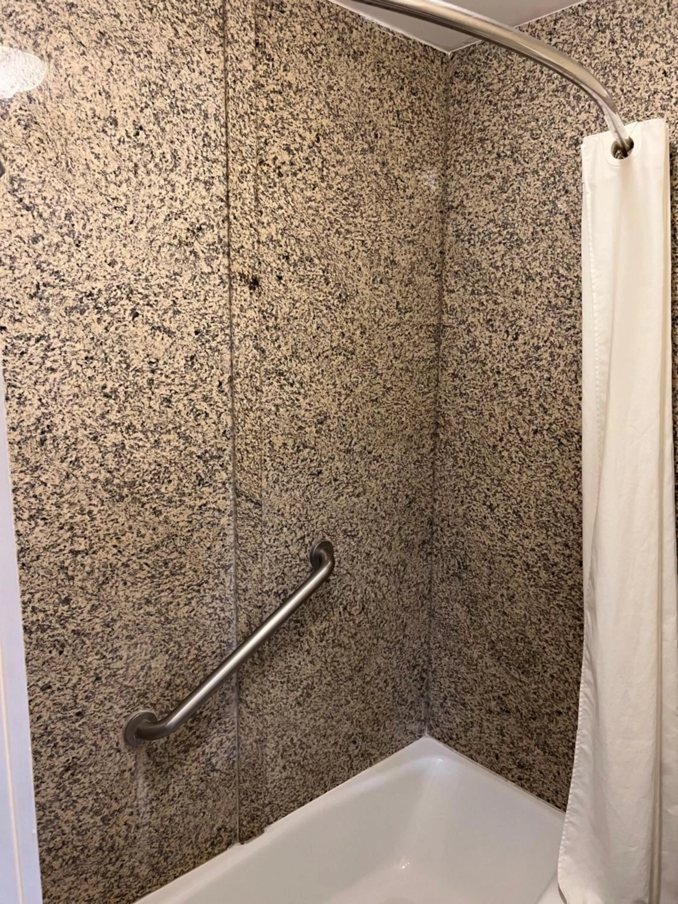 Travelodge by Wyndham Brea