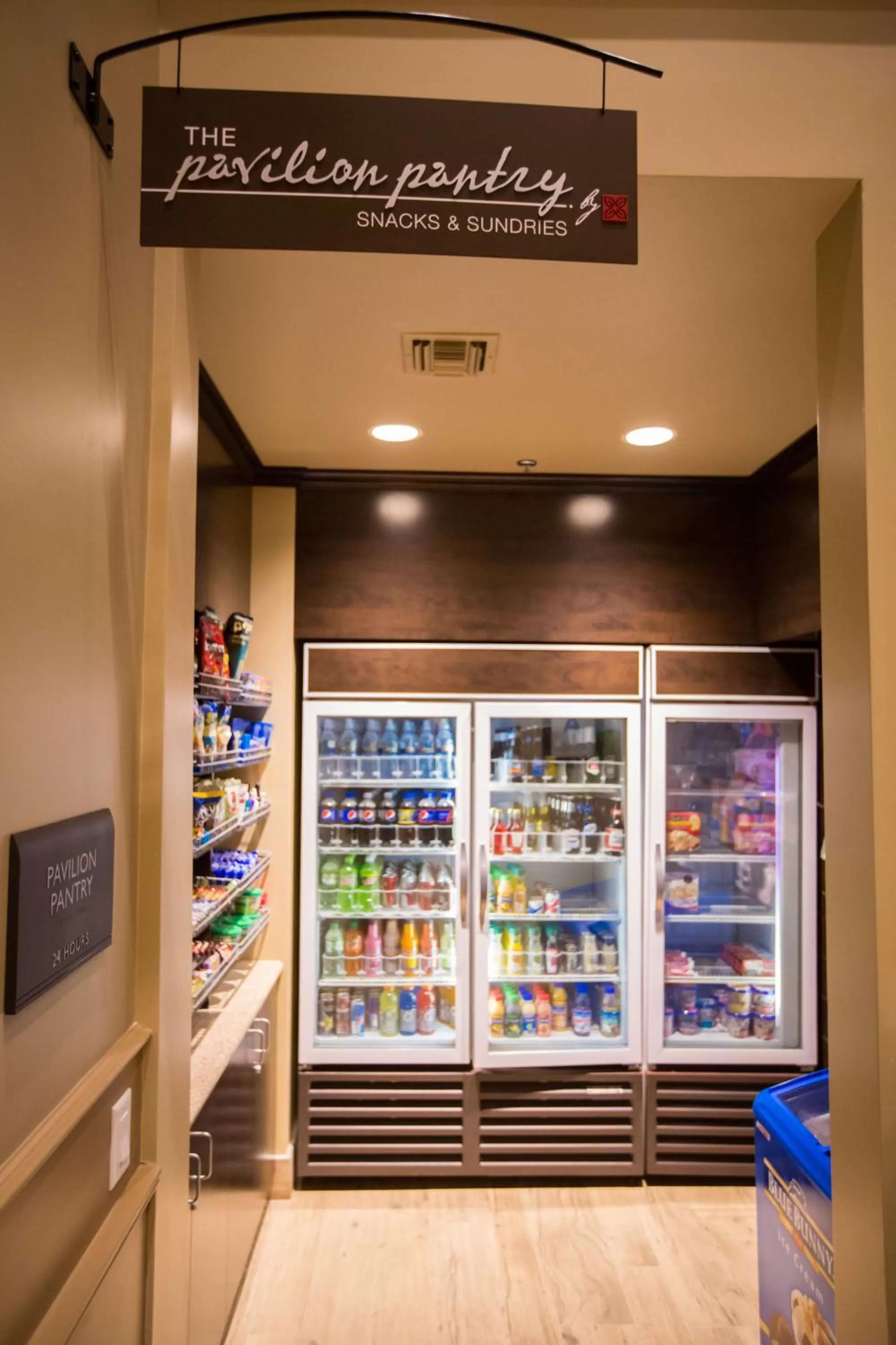 Restaurant/places to eat in Hilton Garden Inn Montebello / Los Angeles