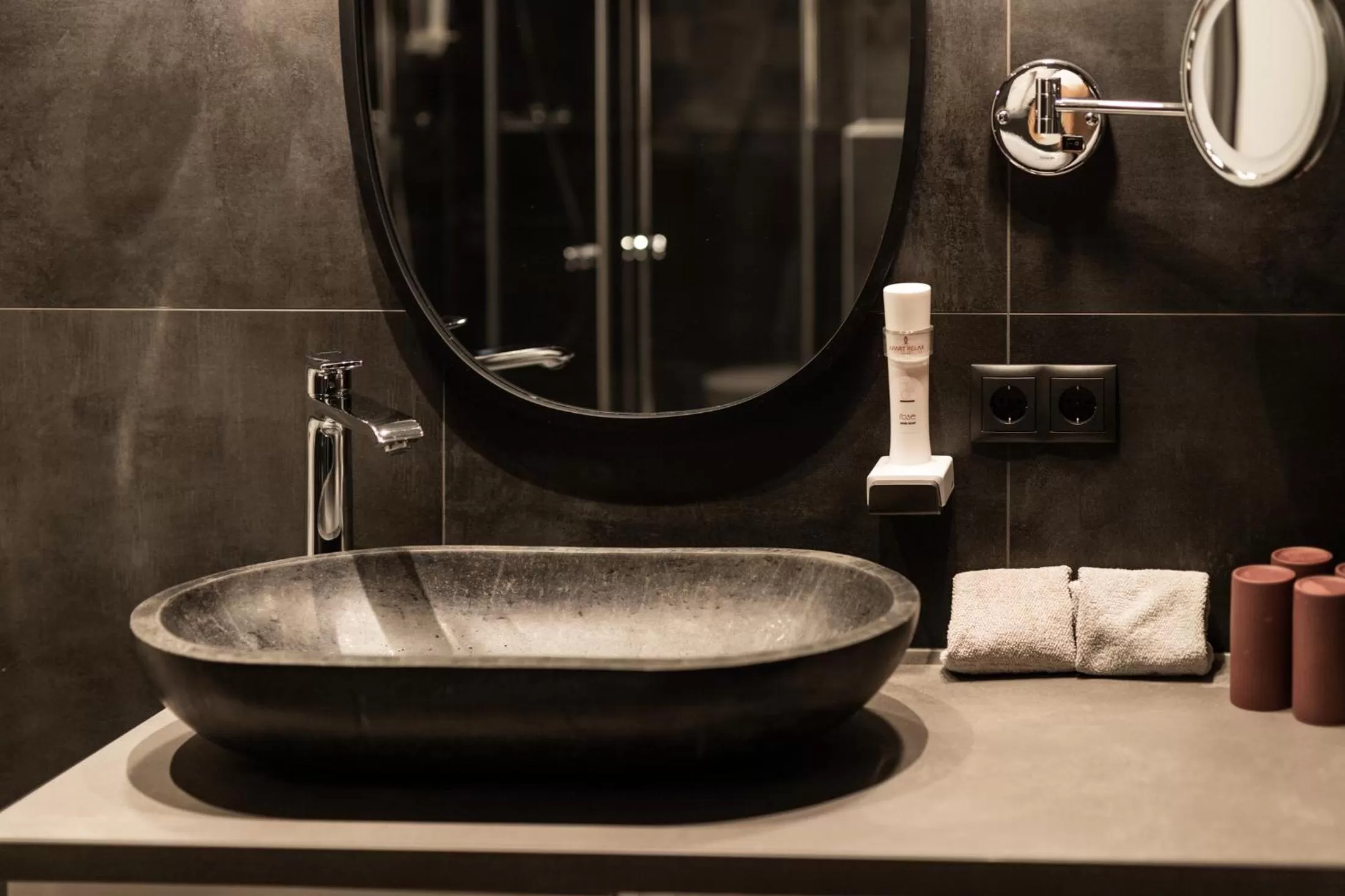 Toilet in Apart Relax