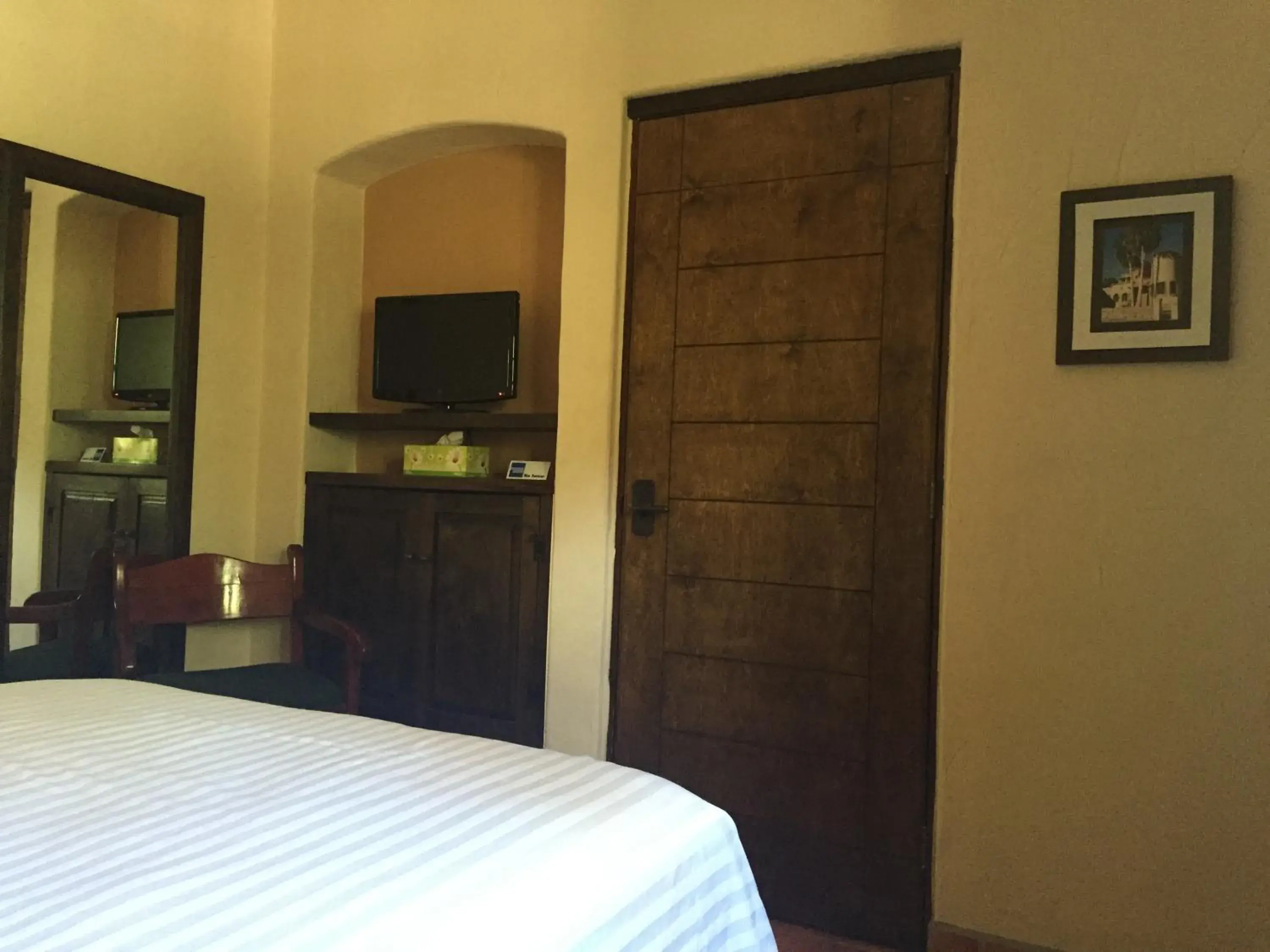 Queen Room in Posada del Cortes Queen Room in Posada del Cortes