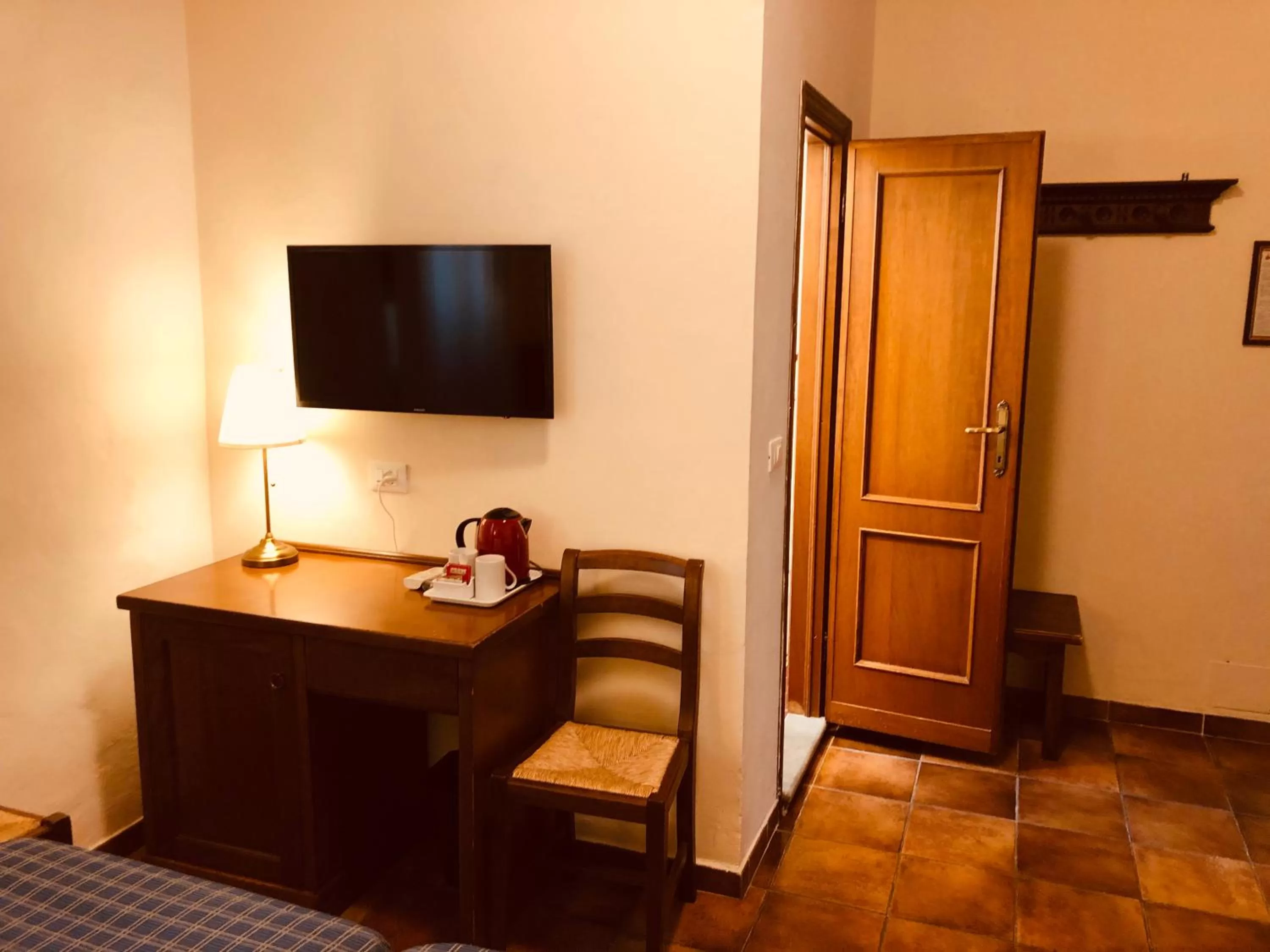 Photo of the whole room in Hotel Nizza