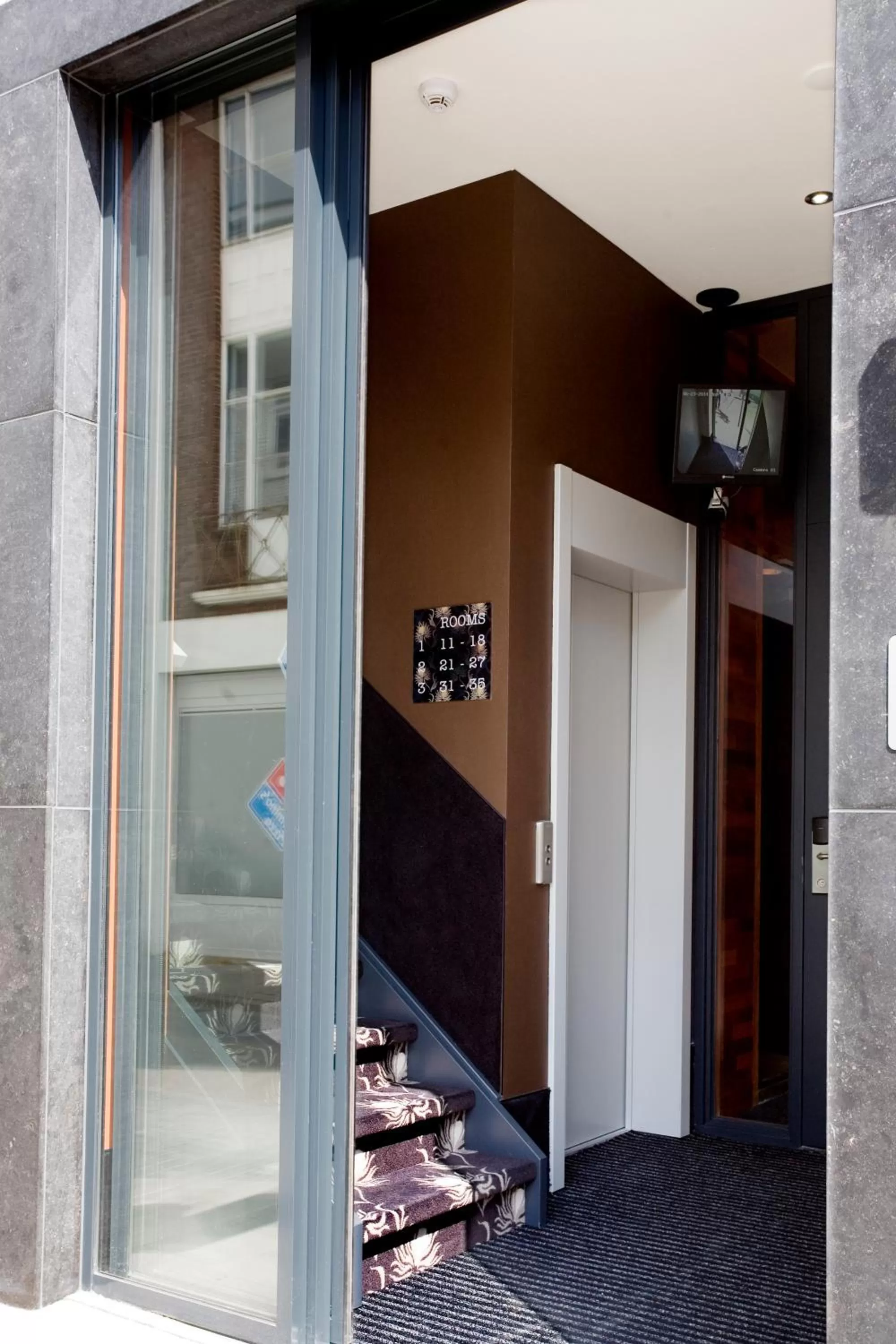 Facade/entrance in Hotel Roermond Next Door