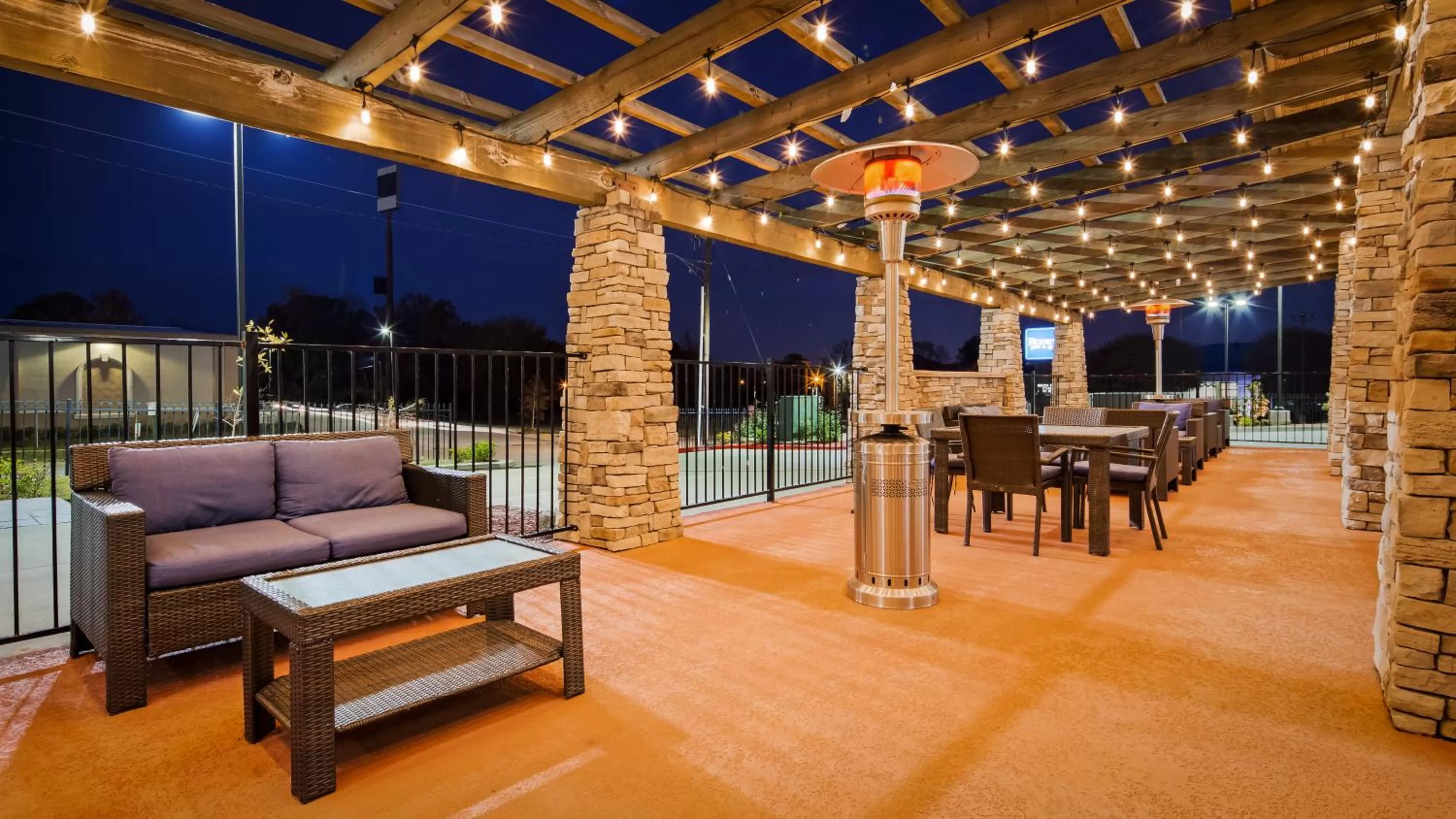 Patio in Best Western Plus Airport Inn & Suites