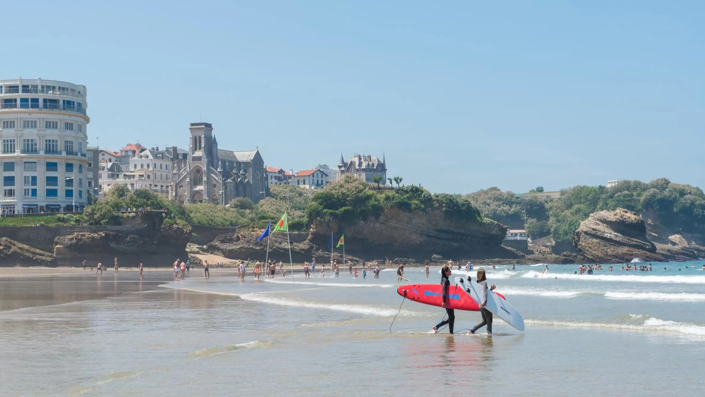 Beach in Hotel Plaza Biarritz Plage - Handwritten Collection