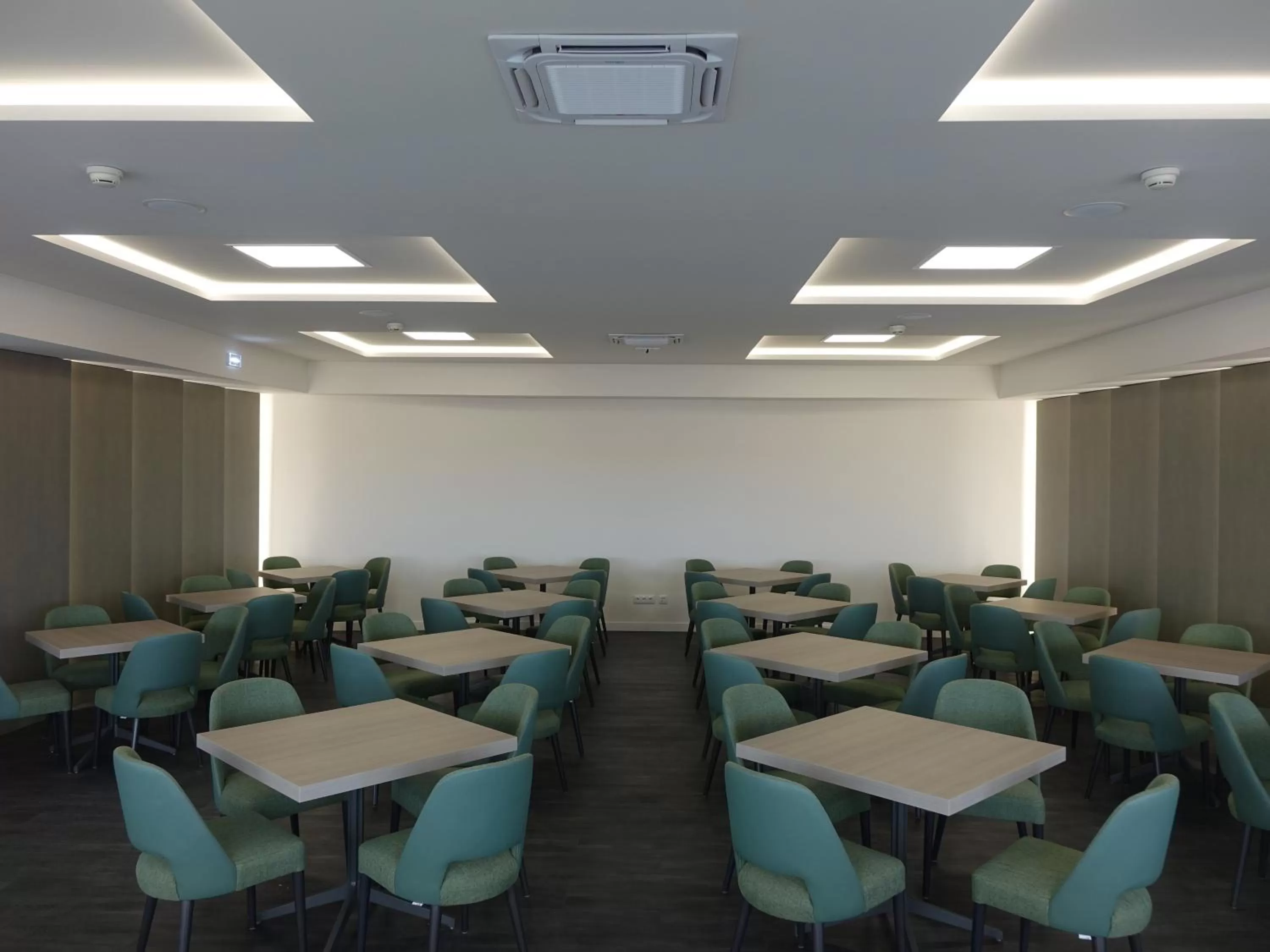 Breakfast in Hotel Imperial