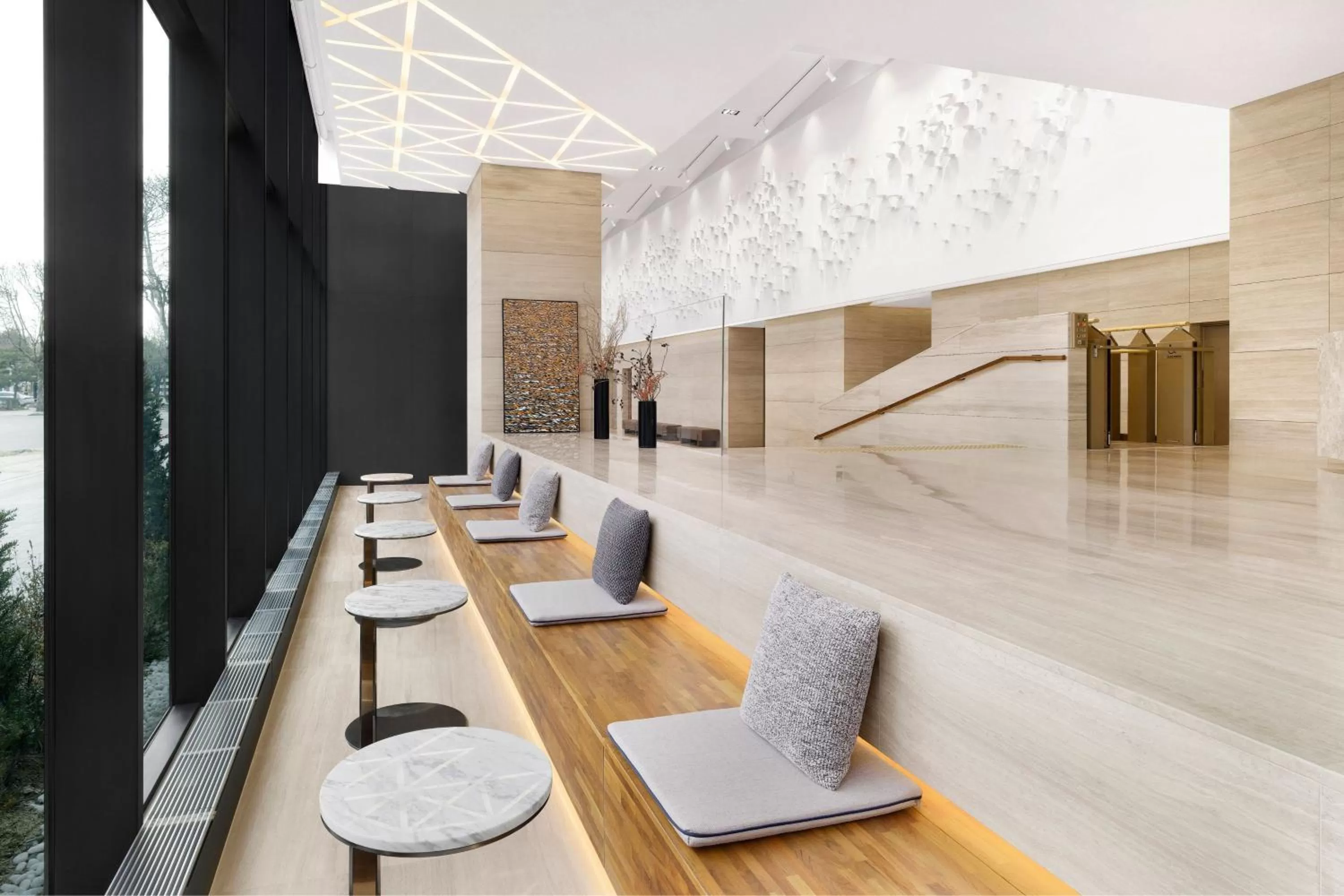 Lobby or reception in Four Points by Sheraton Suwon