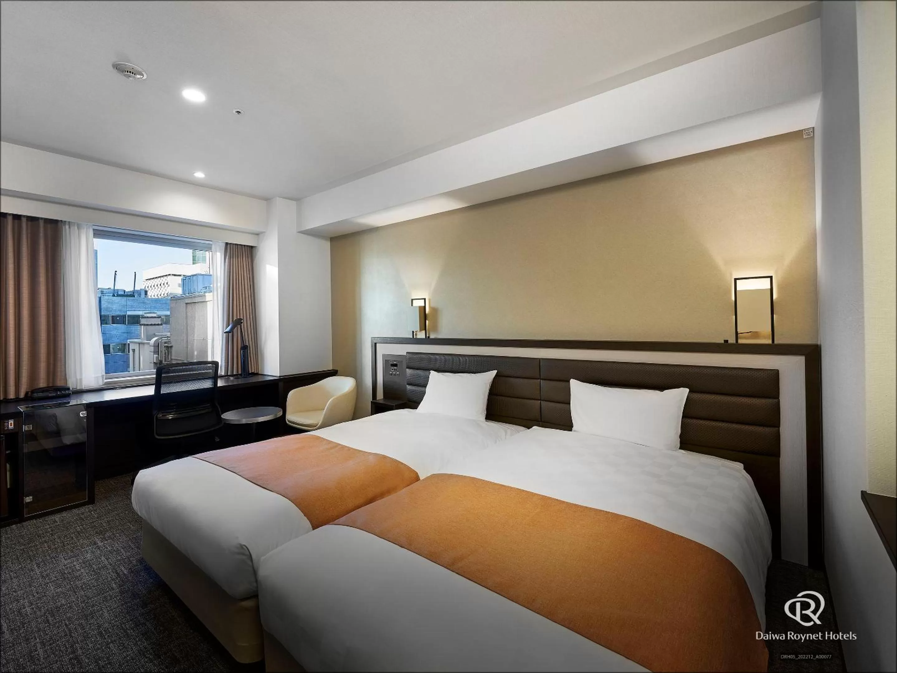 Photo of the whole room, Bed in Daiwa Roynet Hotel Osaka-Kitahama