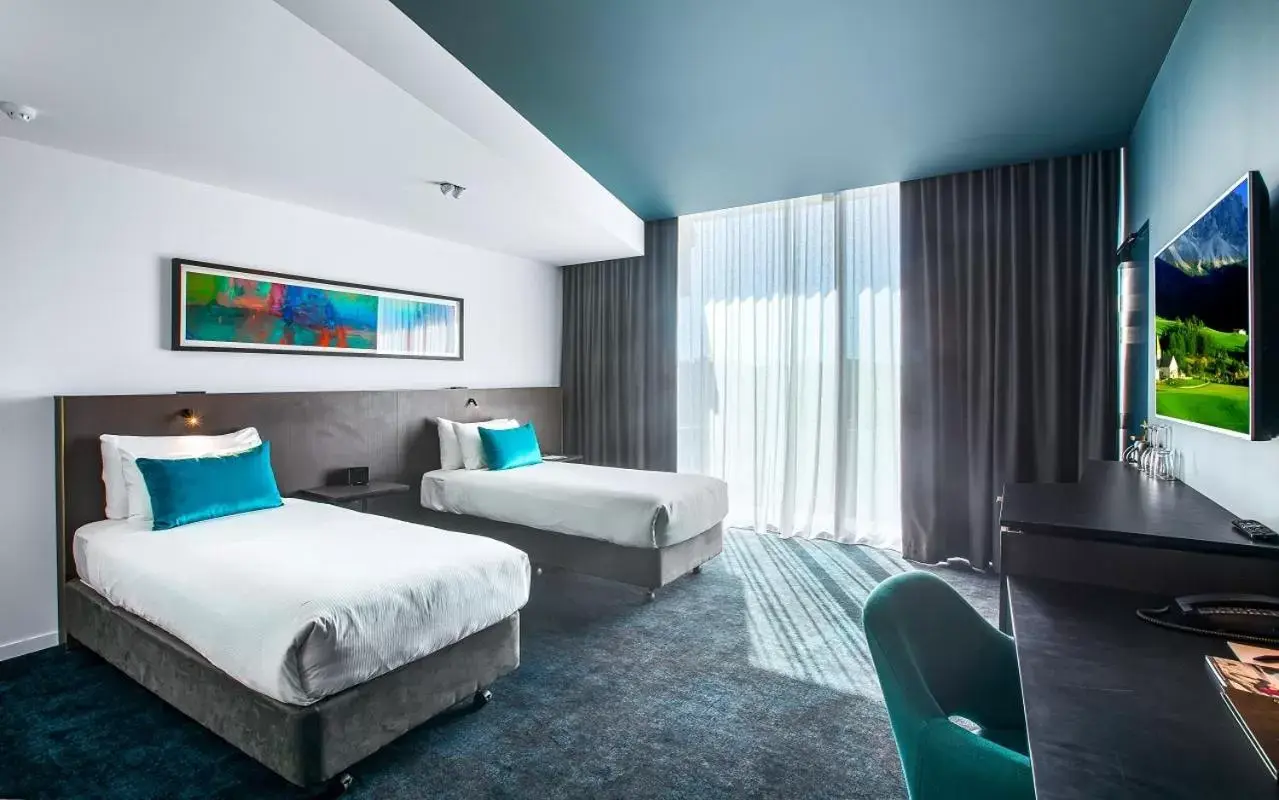 Twin Room in Eatons Hill Hotel Twin Room in Eatons Hill Hotel