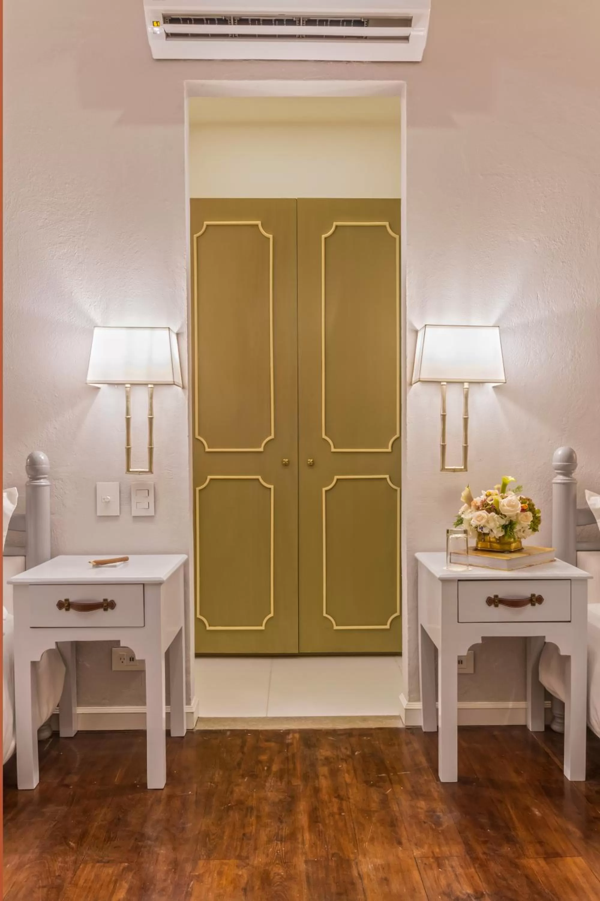 Shower in Hotel Monaguillo de Getsemaní