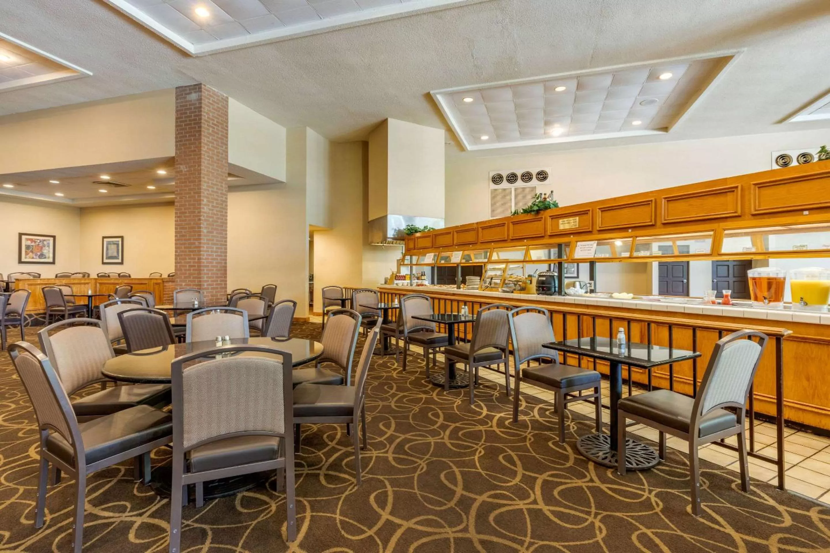 Restaurant/places to eat in Quality Inn Exit 4