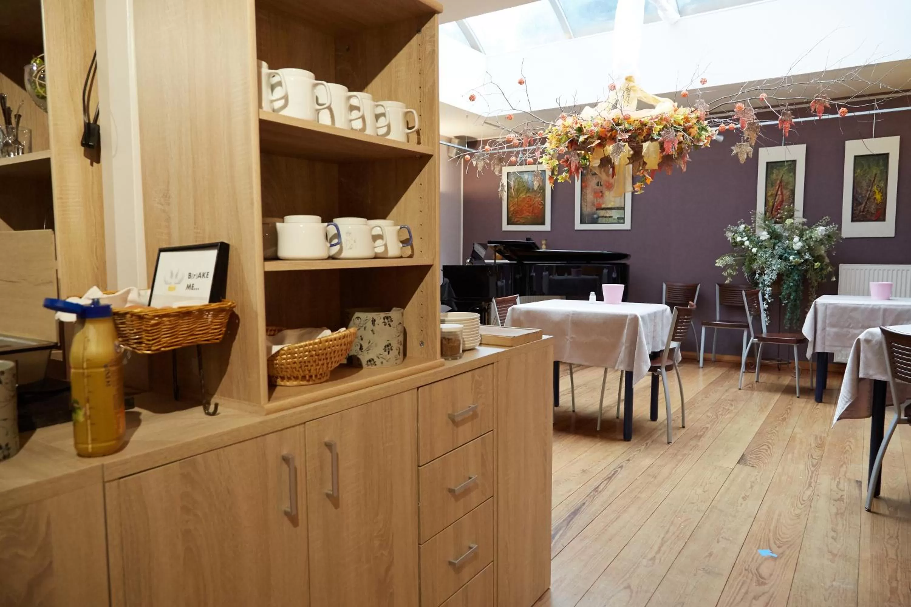 Breakfast in Focus Budget