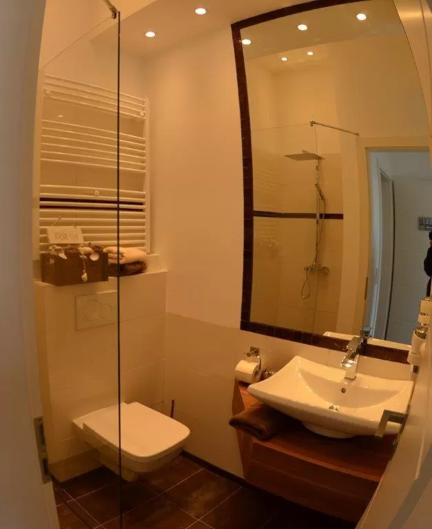 Bathroom in Seaside-Townhouse