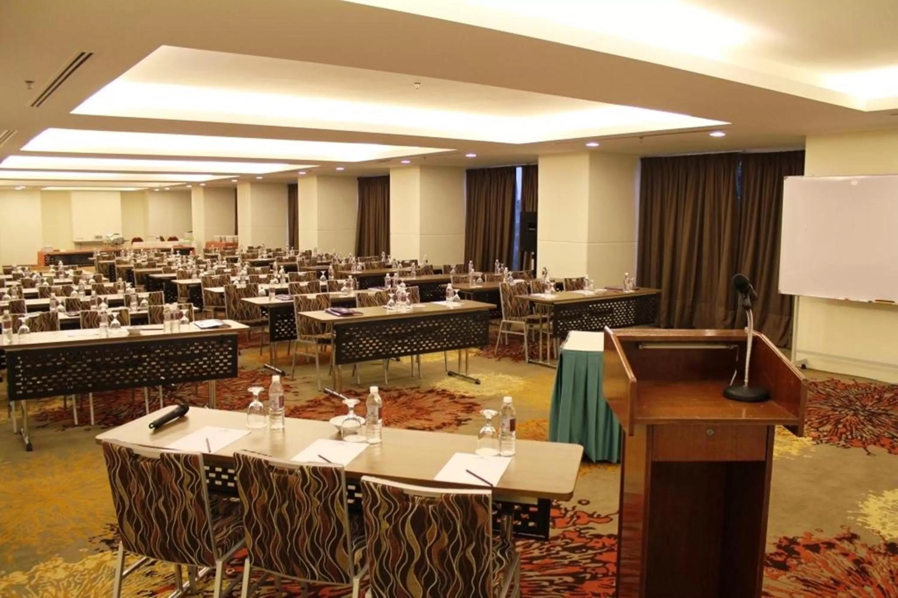 Business facilities in Hotel Royal Kuala Lumpur