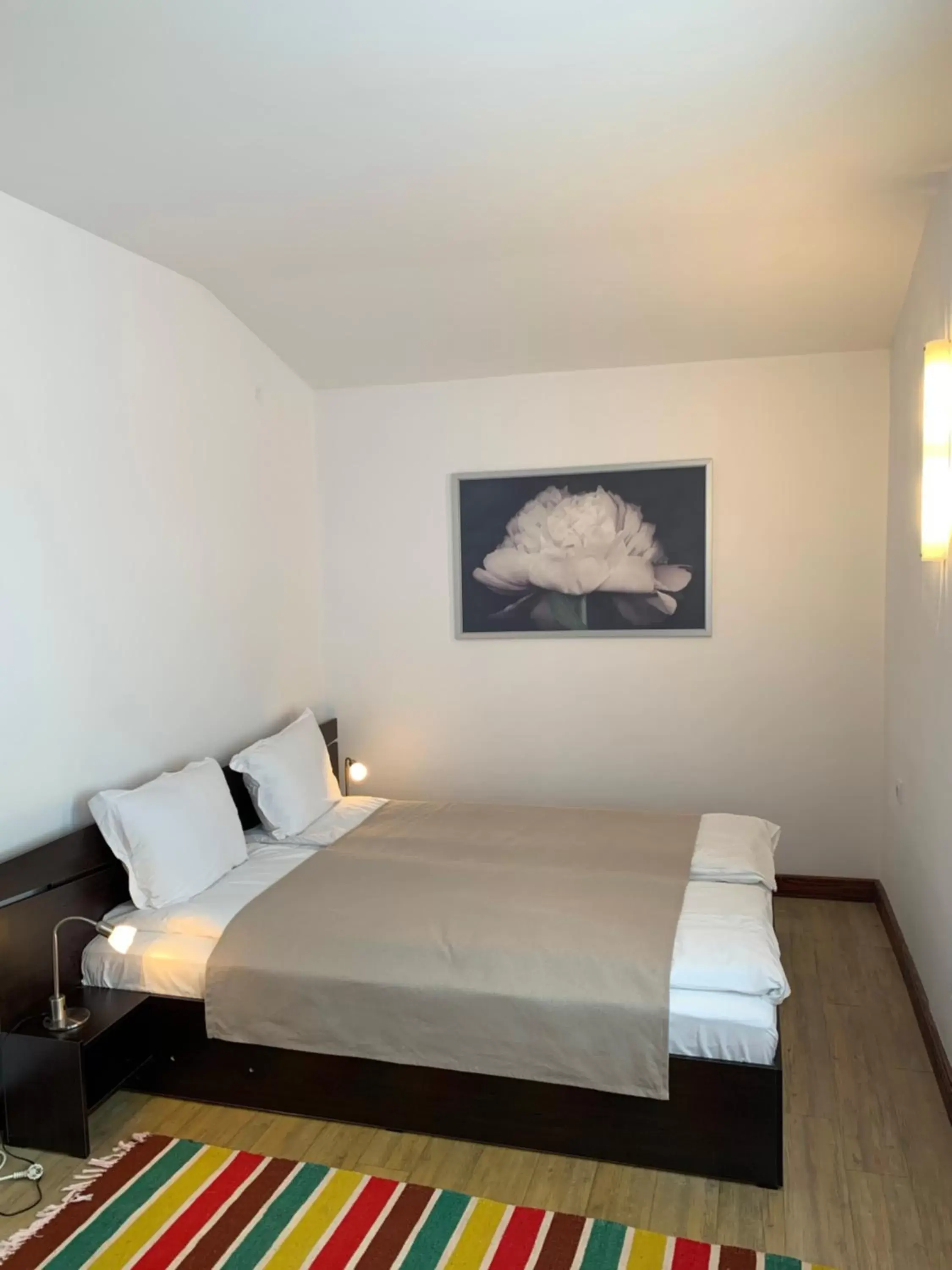 Double Room with Mountain View in Villa Rai Double Room with Mountain View in Villa Rai