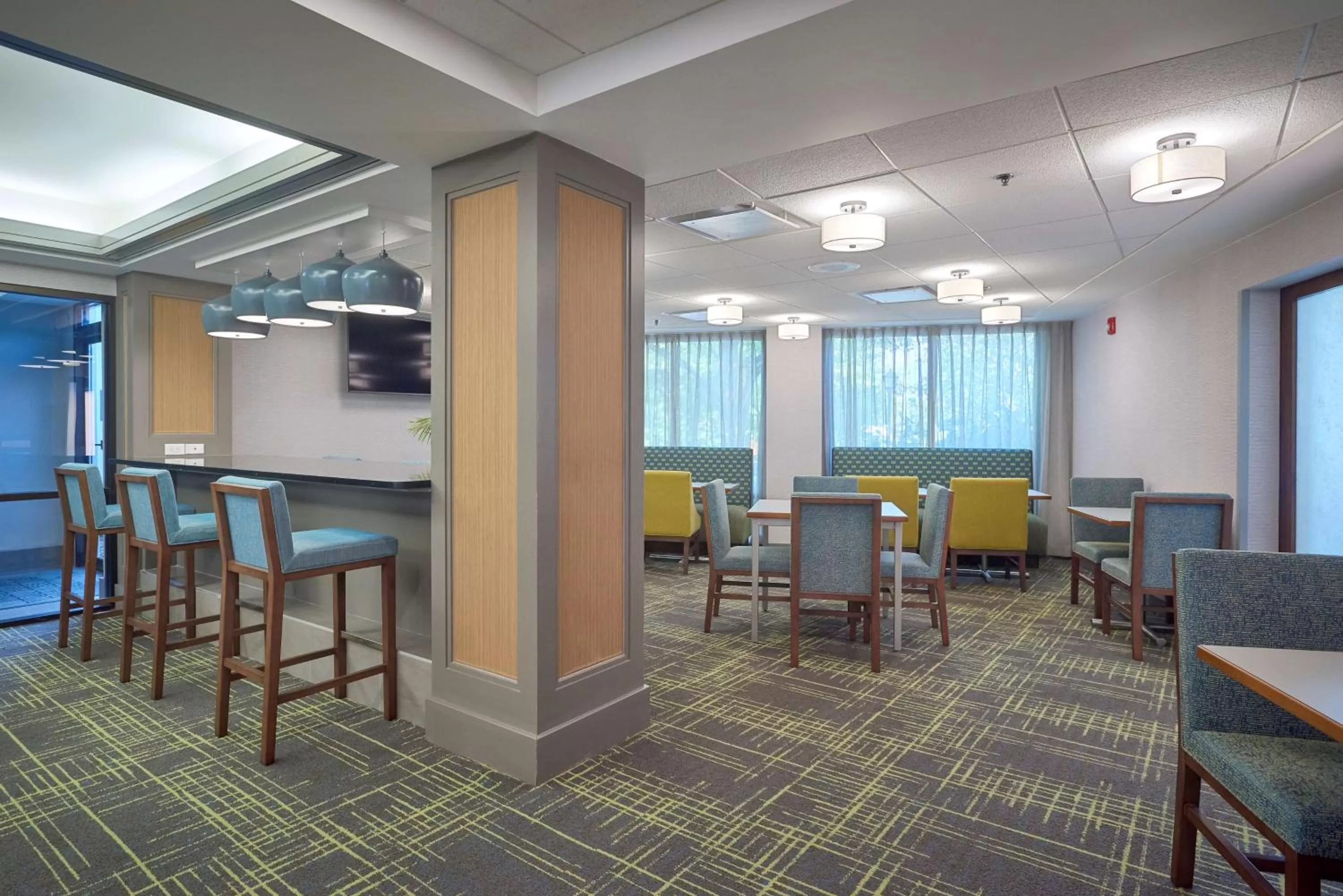 Restaurant/places to eat in Hampton Inn by Hilton Harrisburg West