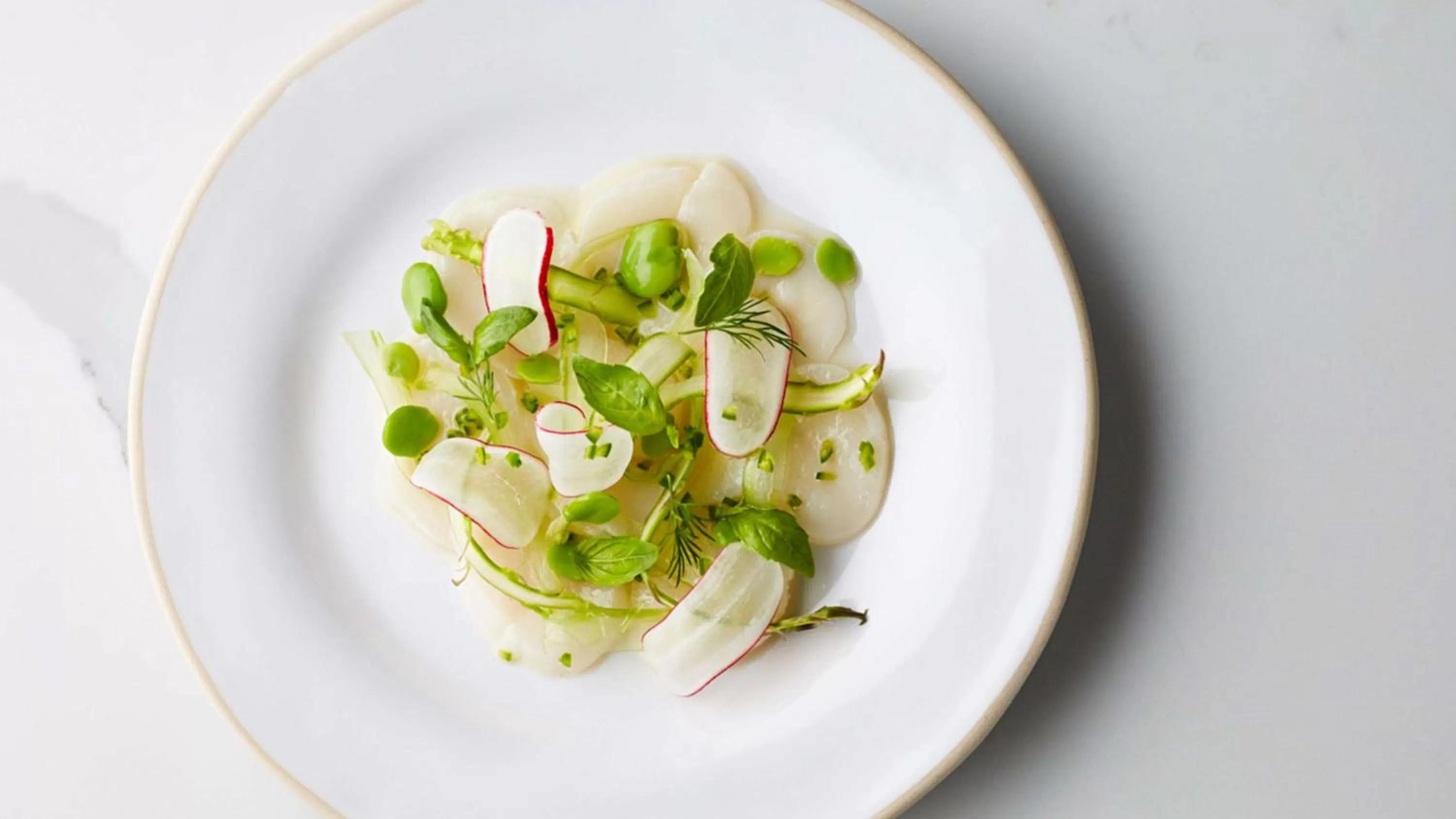 Restaurant/places to eat in Holmes Hotel London