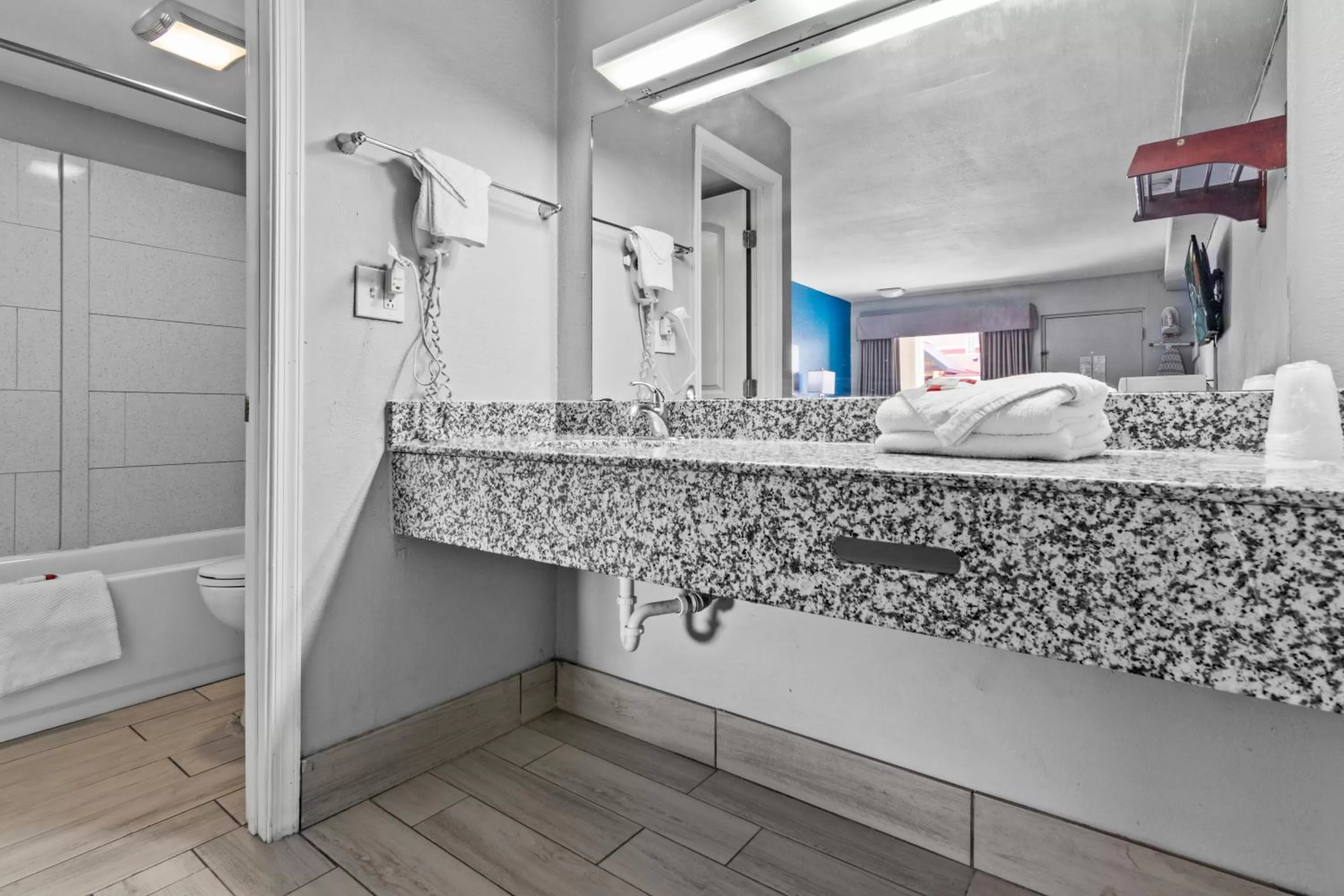 Bathroom in Econo Lodge Inn & Suites Virginia Beach - Norfolk