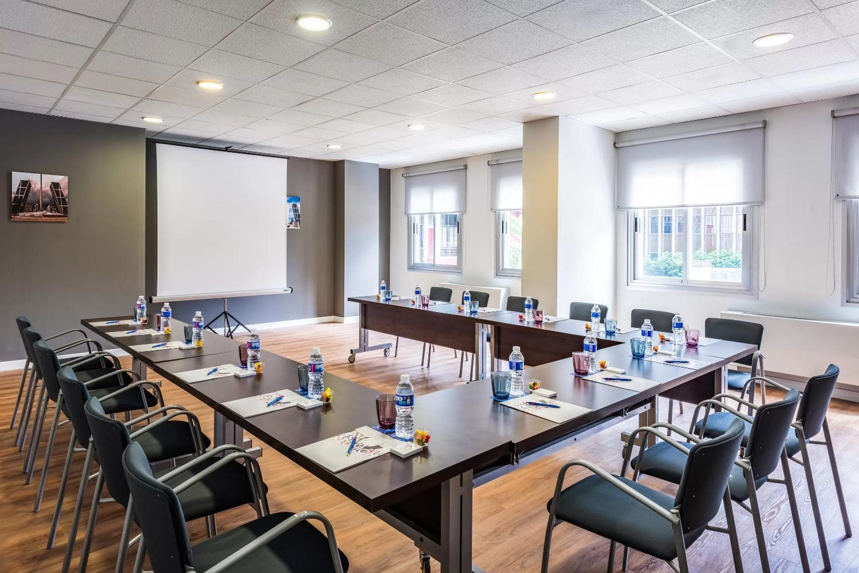 Business facilities in Hotel Madrid Chamartín, Affiliated by Meliá