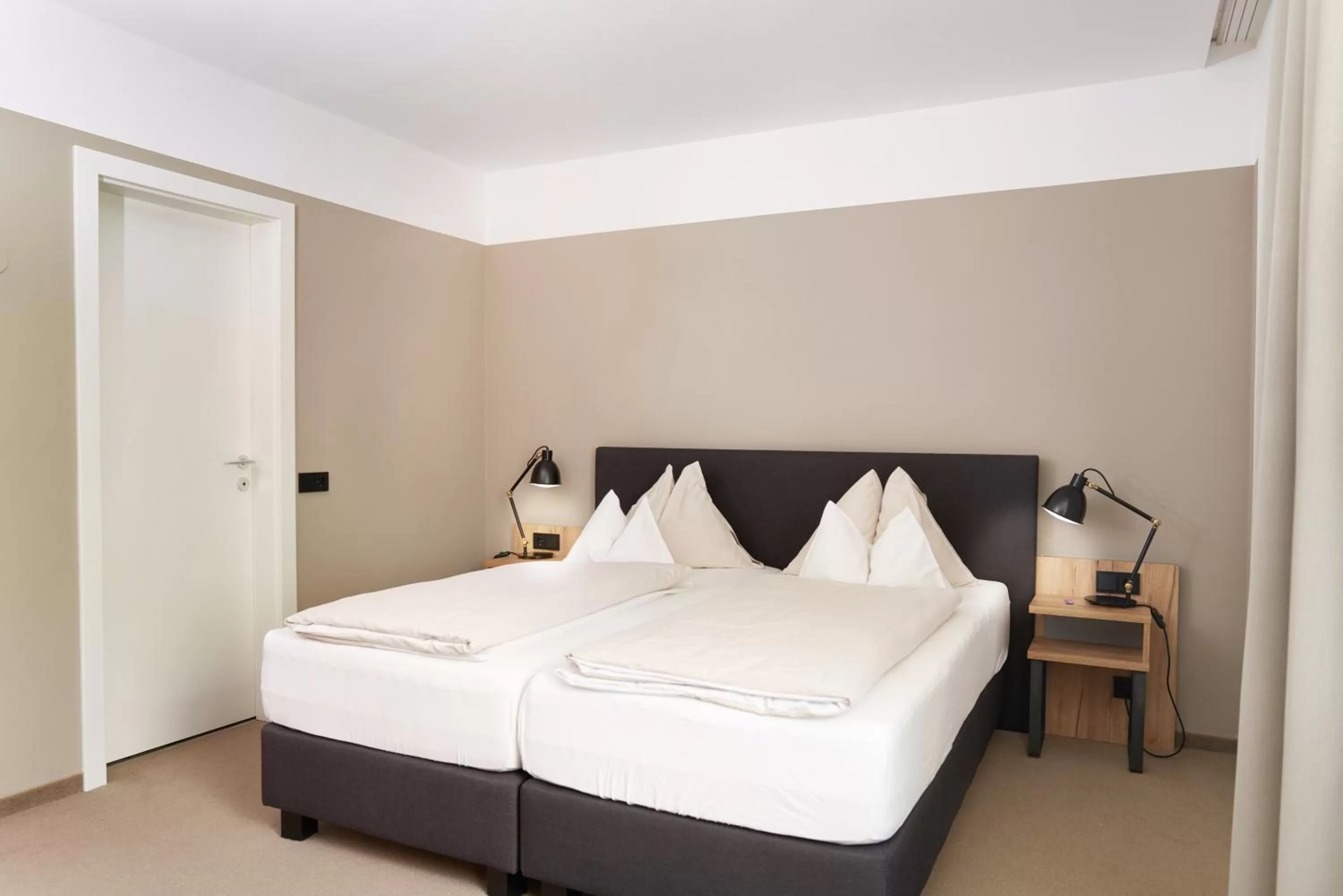 Bed in Gasthof Maxlhaid