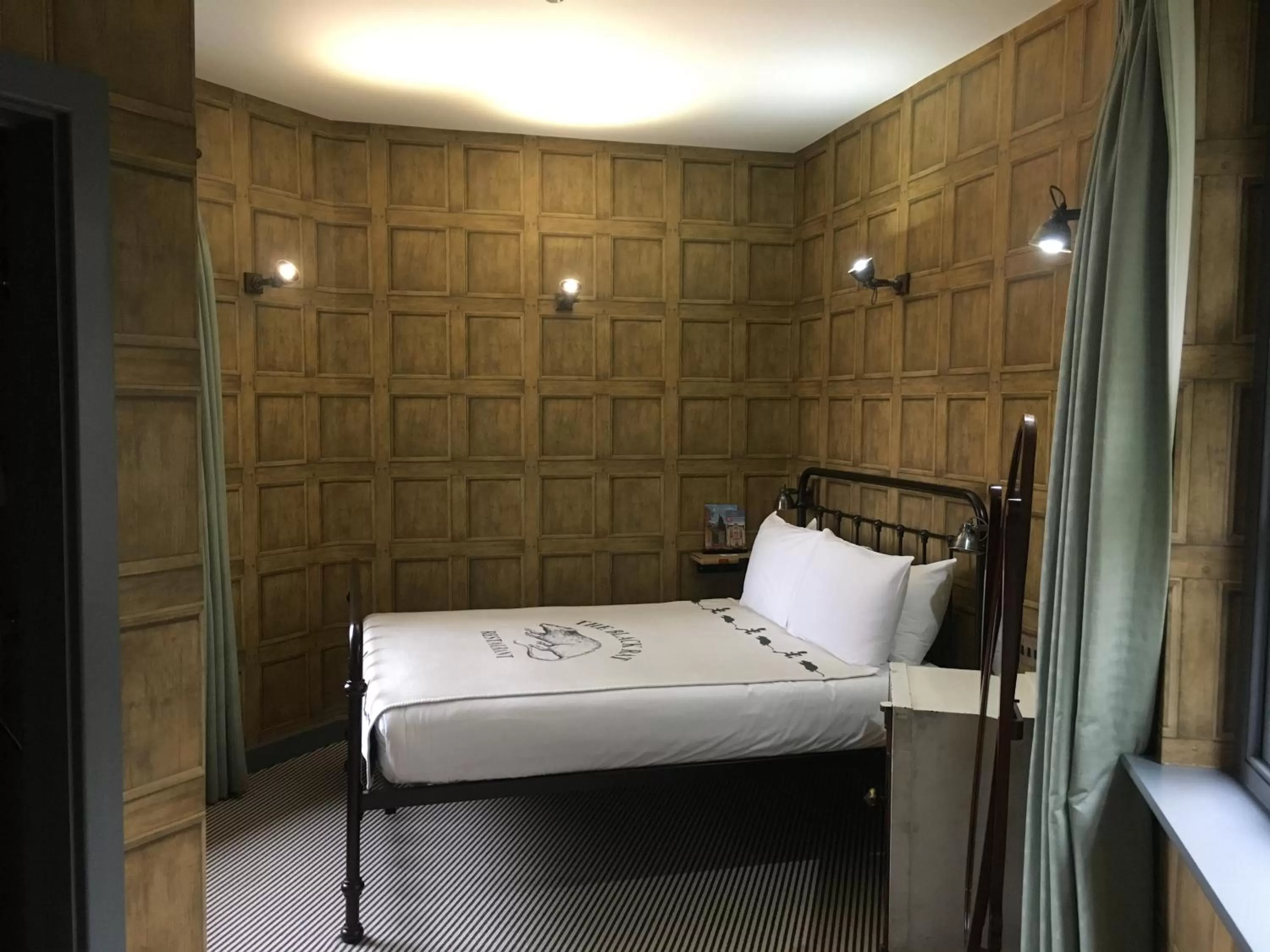 Bedroom, Bed in The Black Hole