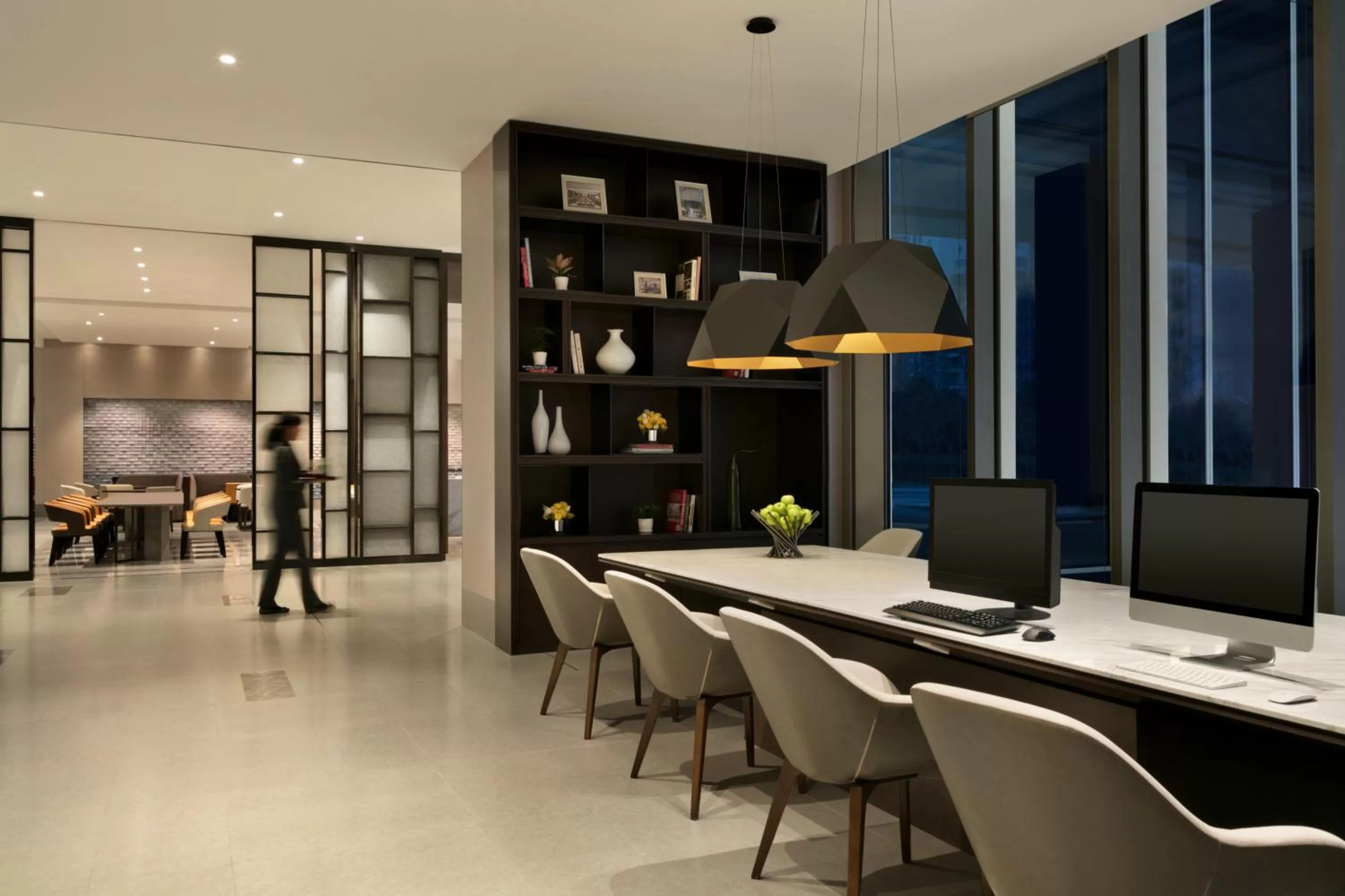 Business facilities in Hyatt Place Shanghai Tianshan Plaza