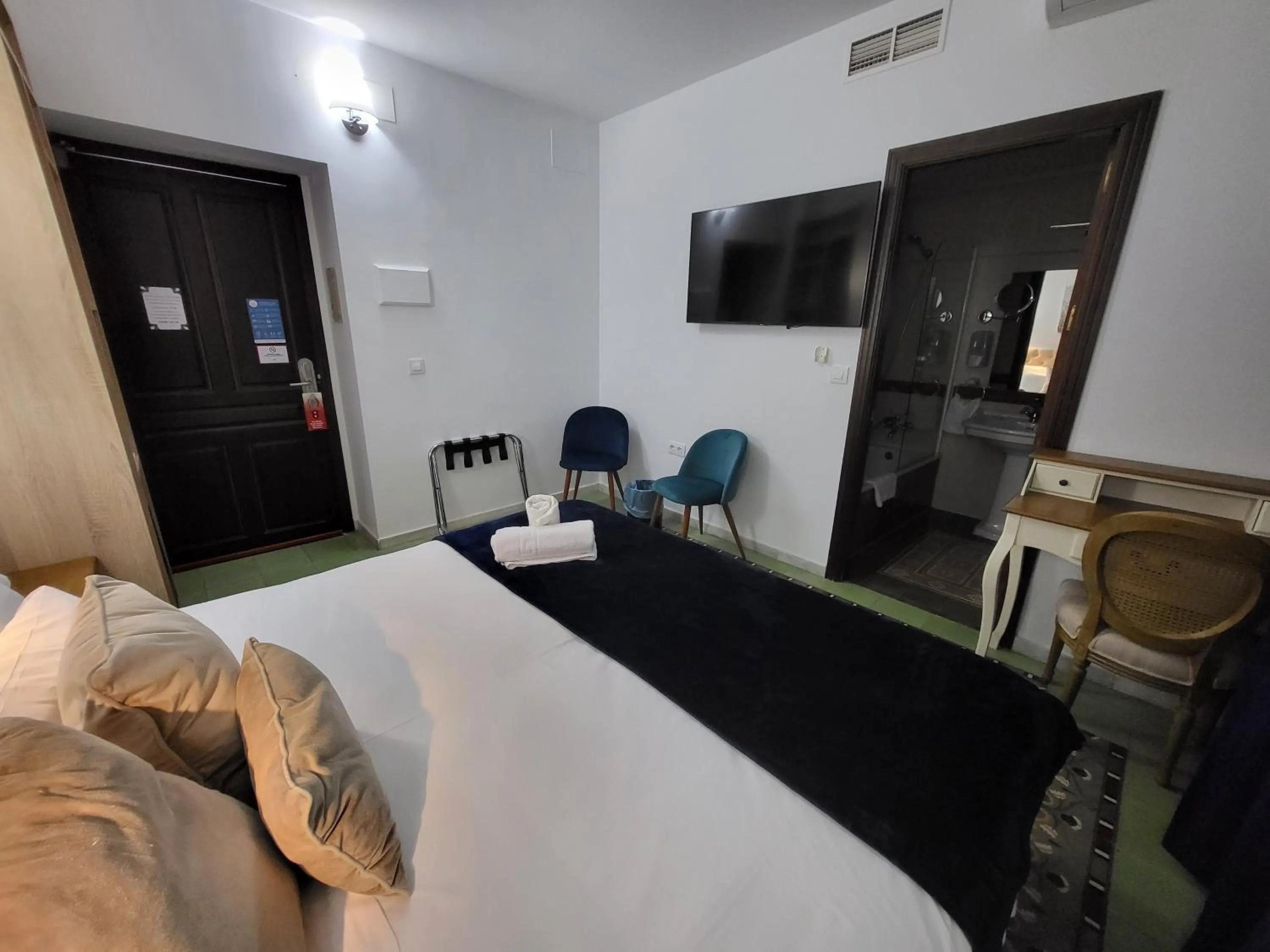 Photo of the whole room, Bed in Casona de San Andrés Boutique Hotel