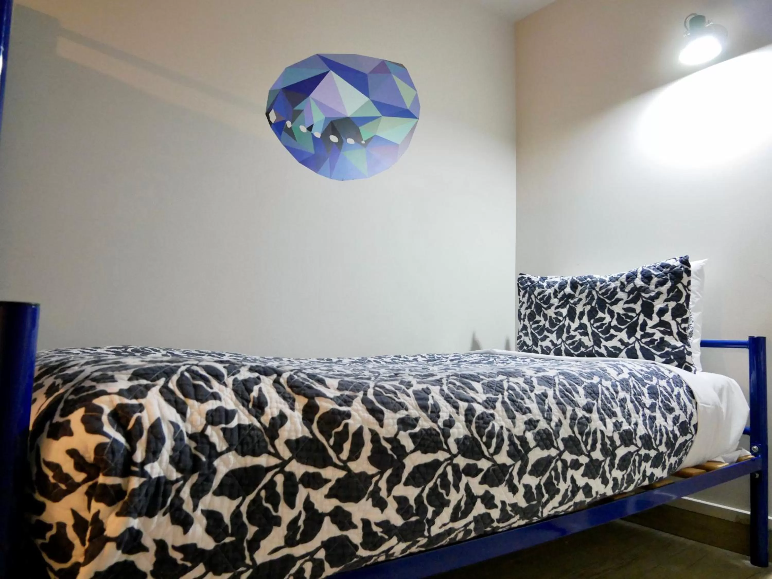 Bed in Boulevard Waters