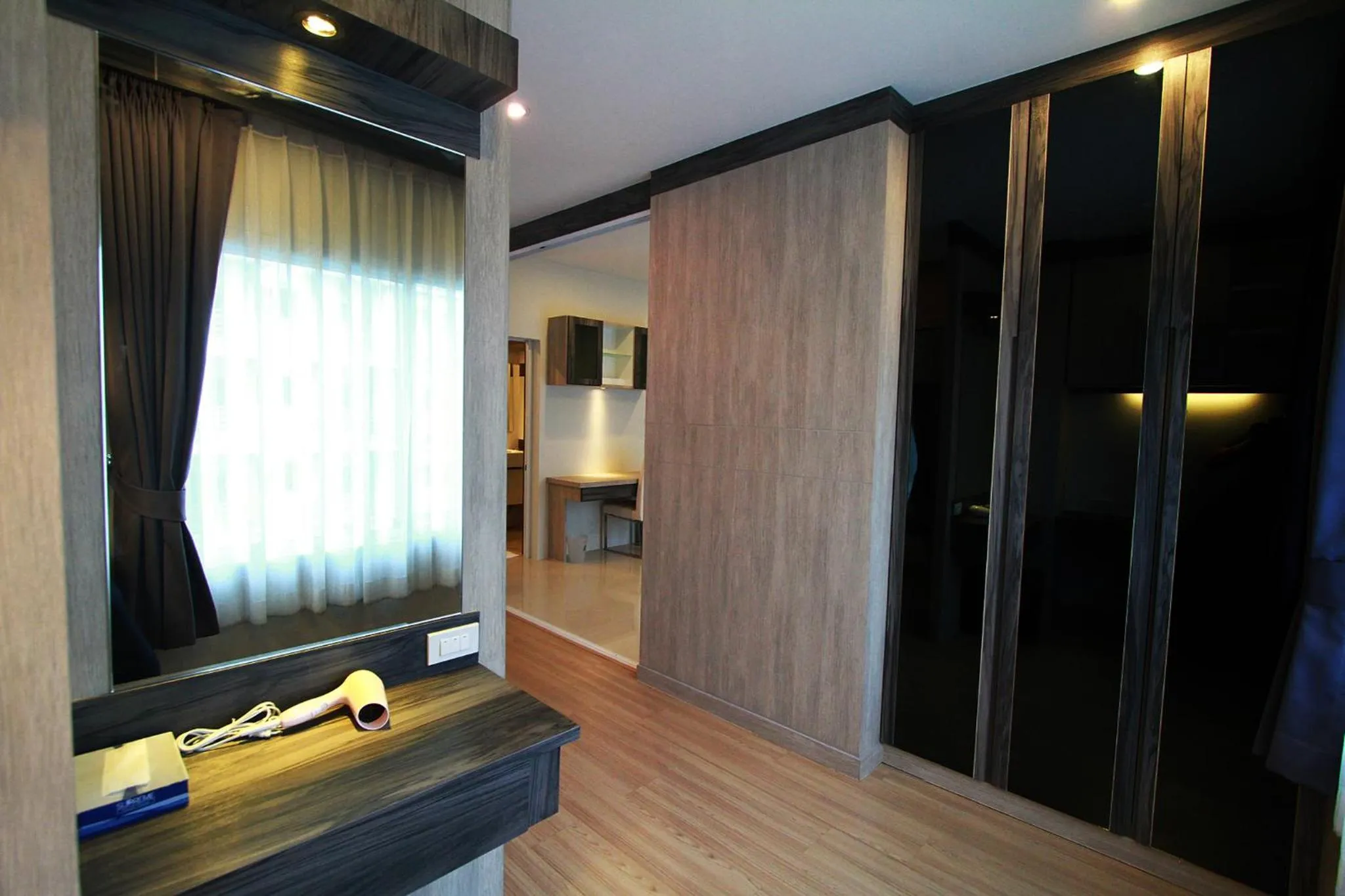 Area and facilities in The Contrast i Hotel