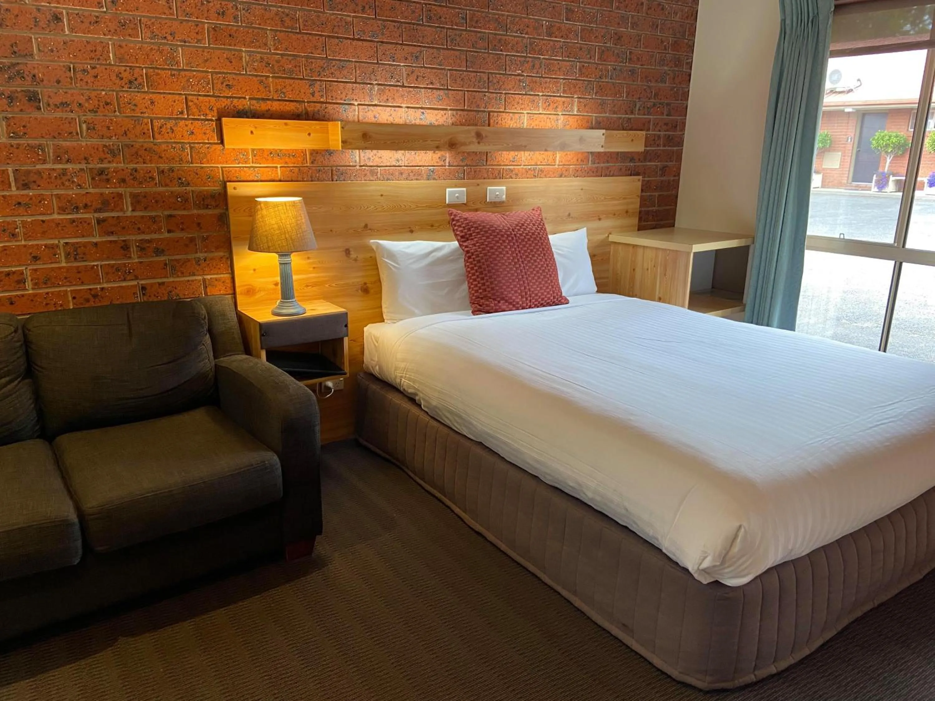 Bed in AAt 28 Goldsmith Motel