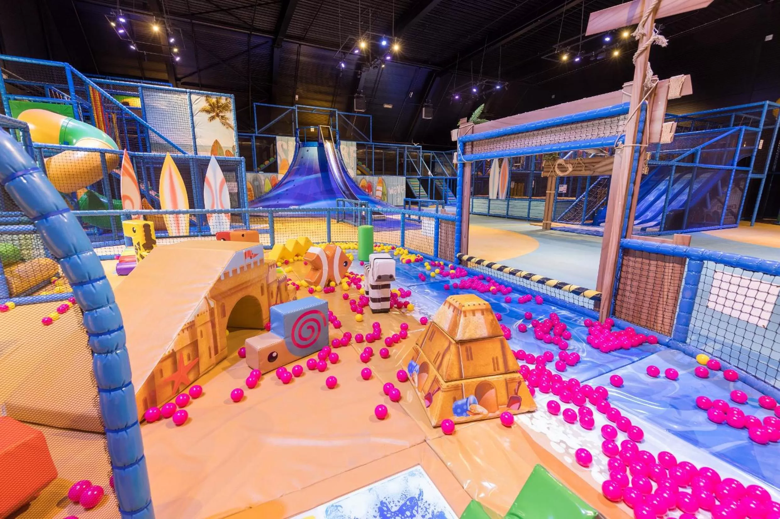 Activities in Beachhotel Zandvoort by Center Parcs