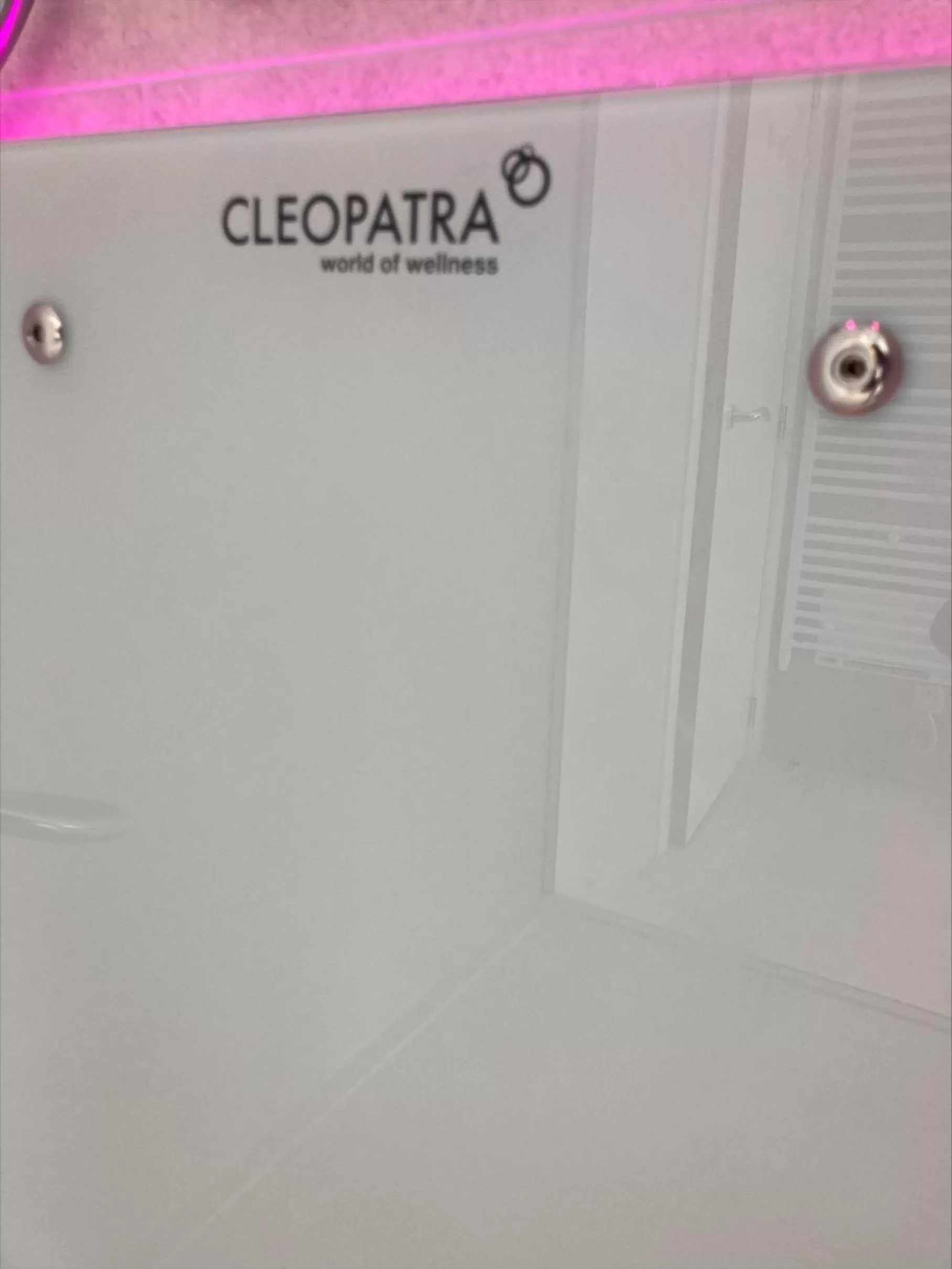 Shower in Keizershof Hotel Aalst