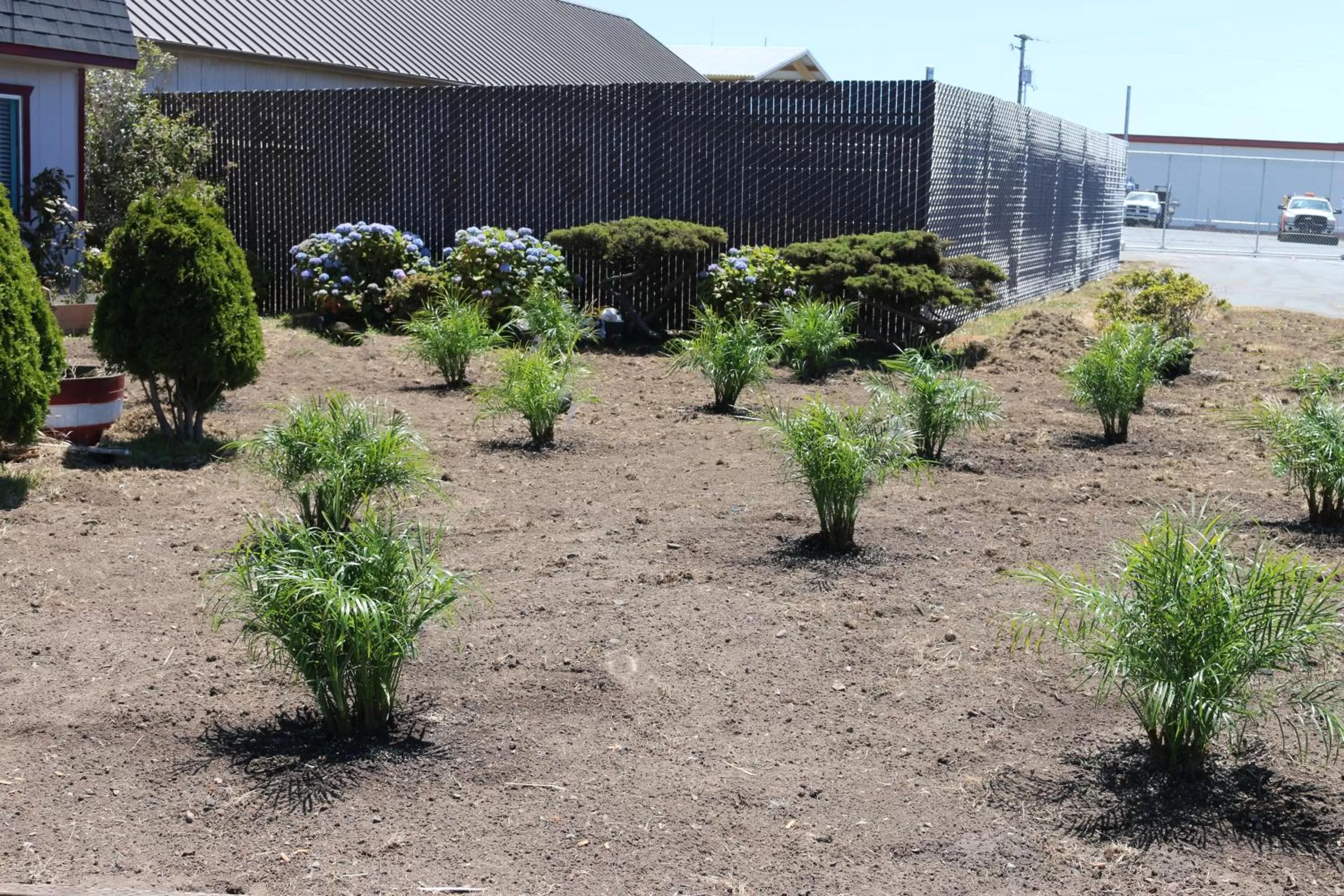 Facade/entrance in Westward Inn