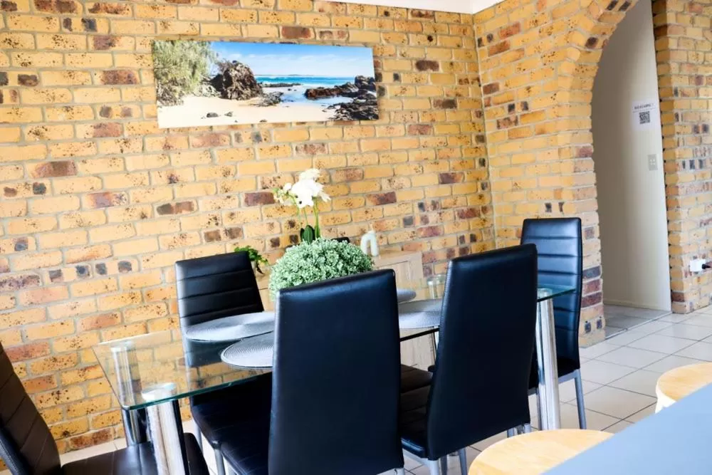 Kennedy Drive Boutique Motel - Close To City Centre & Airport