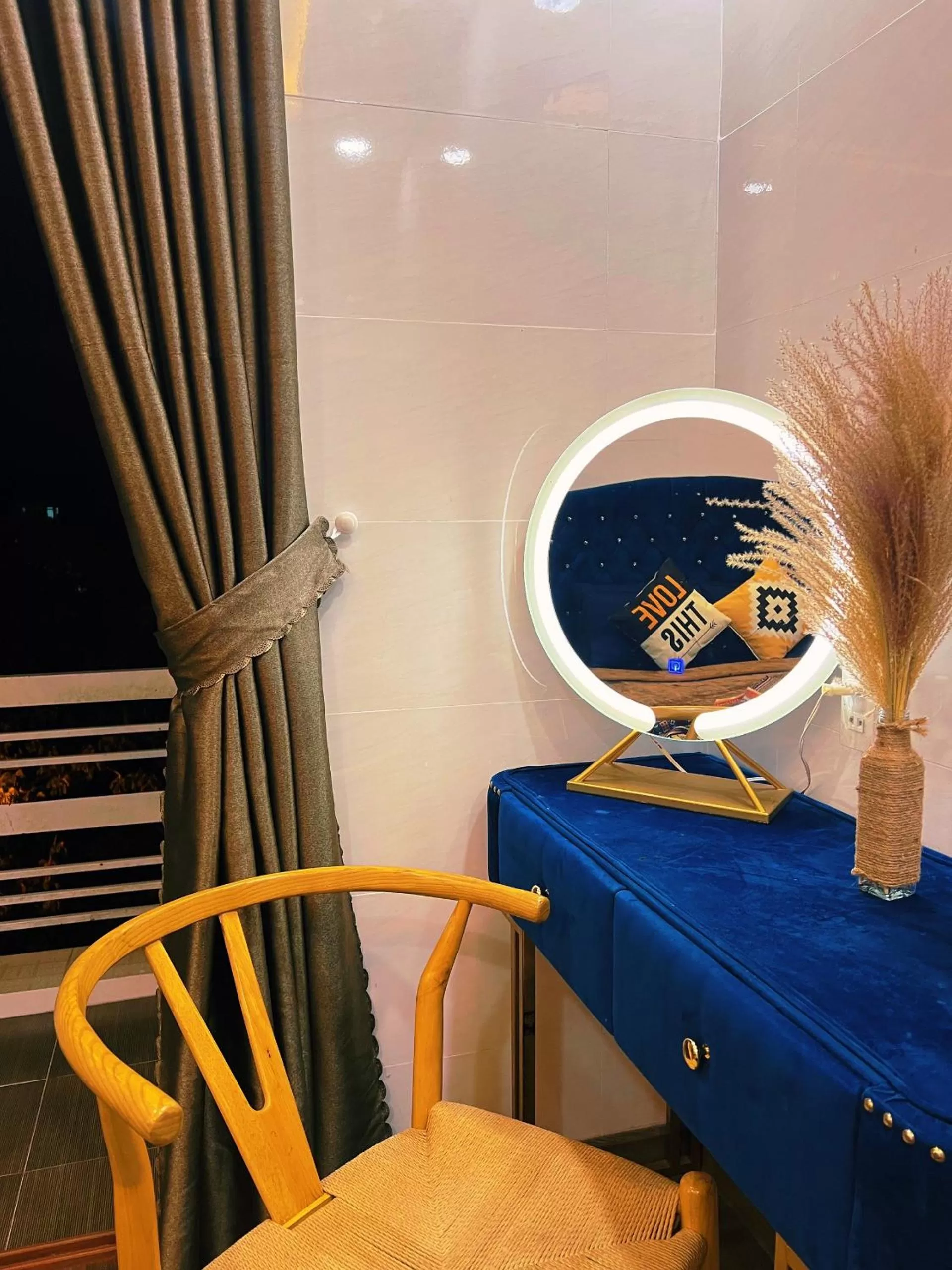 MIS HOSTEL Cần Thơ