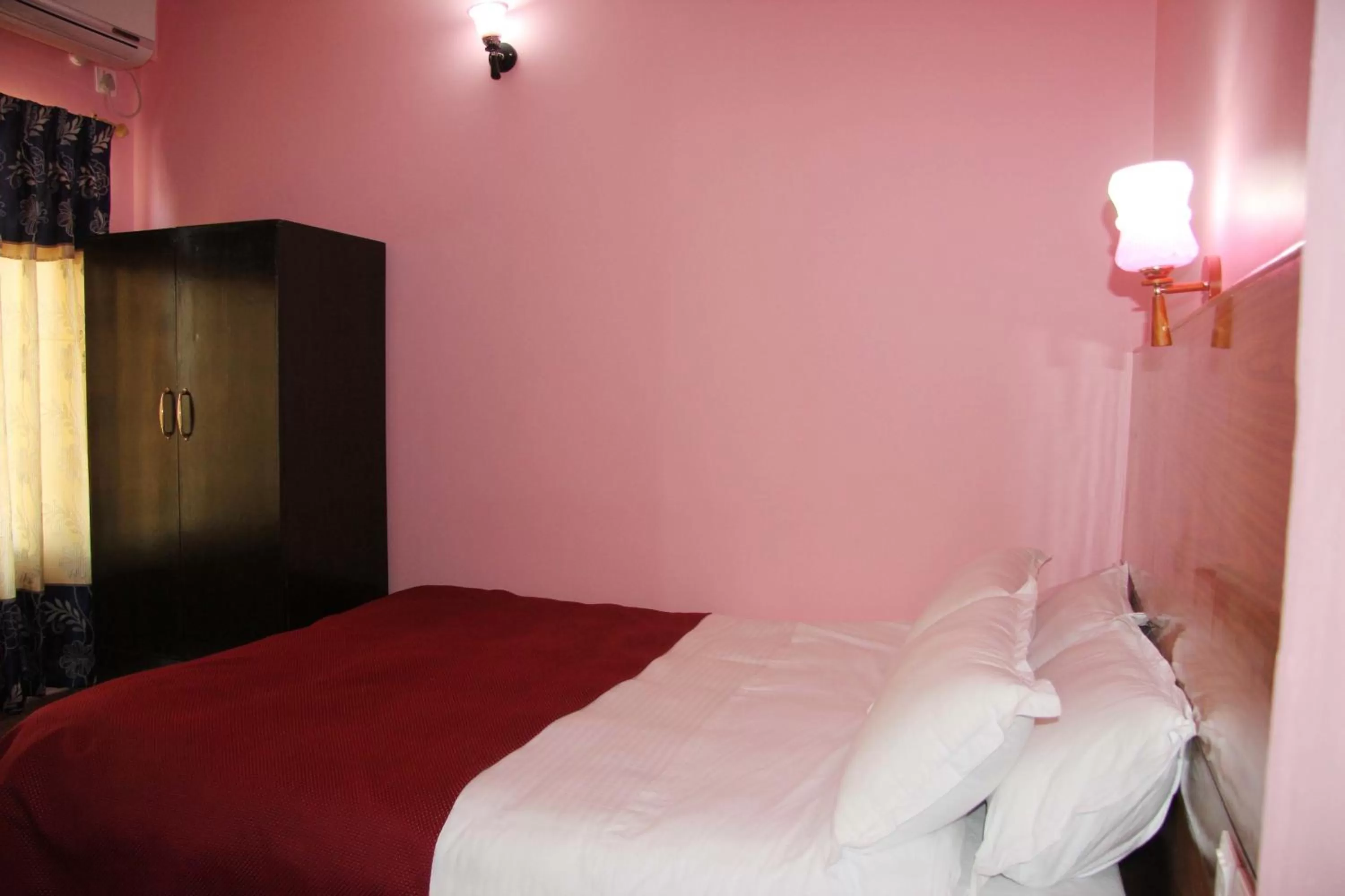 Decorative detail in Hotel Buttercup