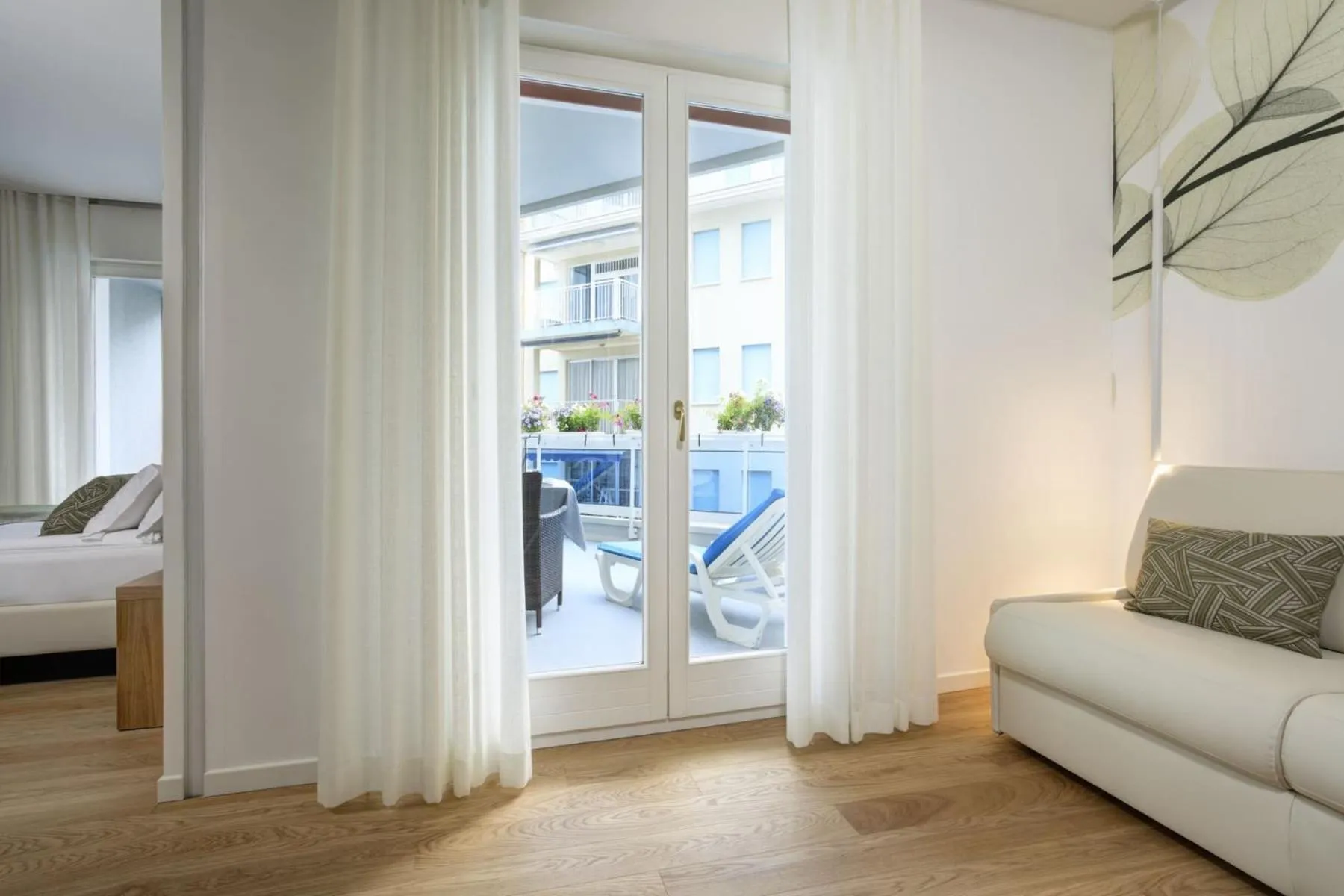 View (from property/room), Bed in Hotel Cavalieri Palace & Suites