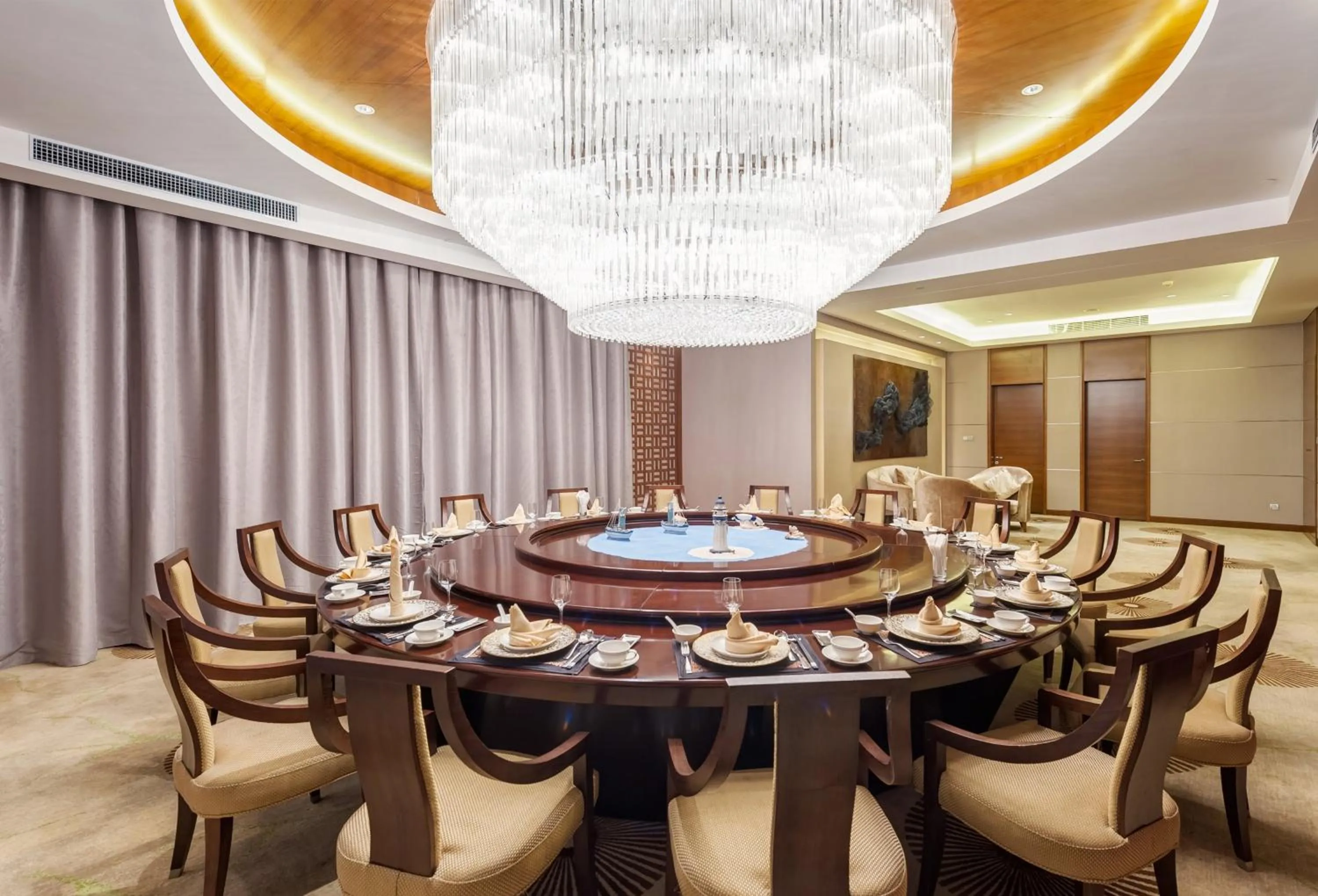 Restaurant/places to eat in Hai Tian Expo Hotel