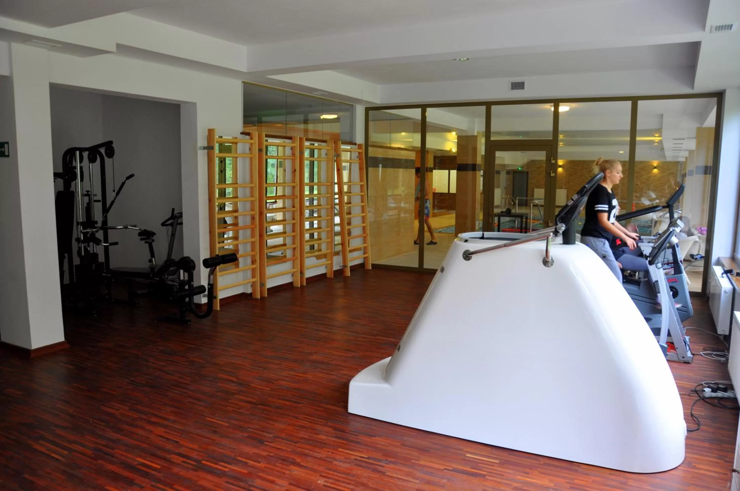 Fitness centre/facilities in Hotel Mir-Jan SPA