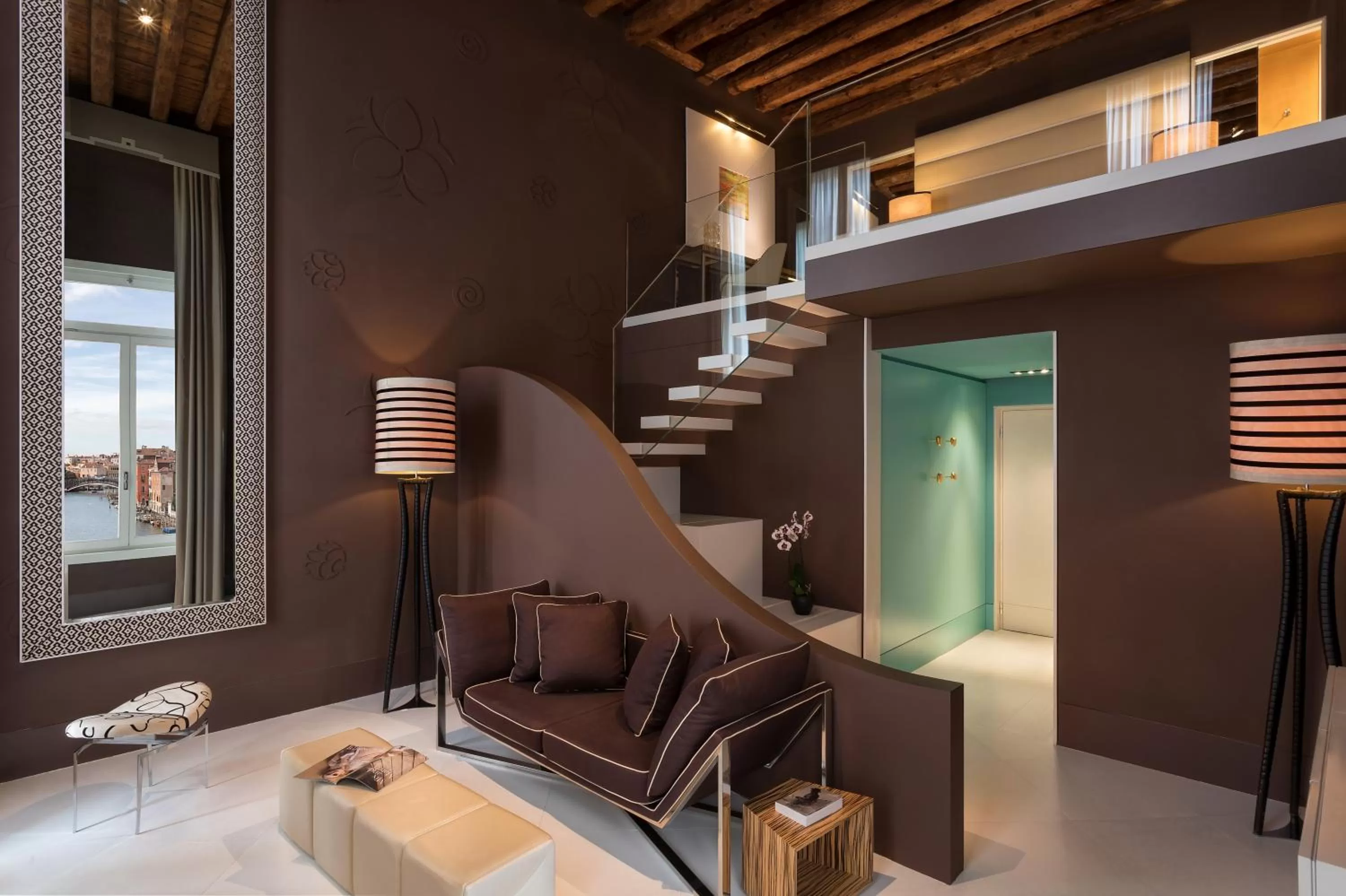 Living room in Sina Centurion Palace