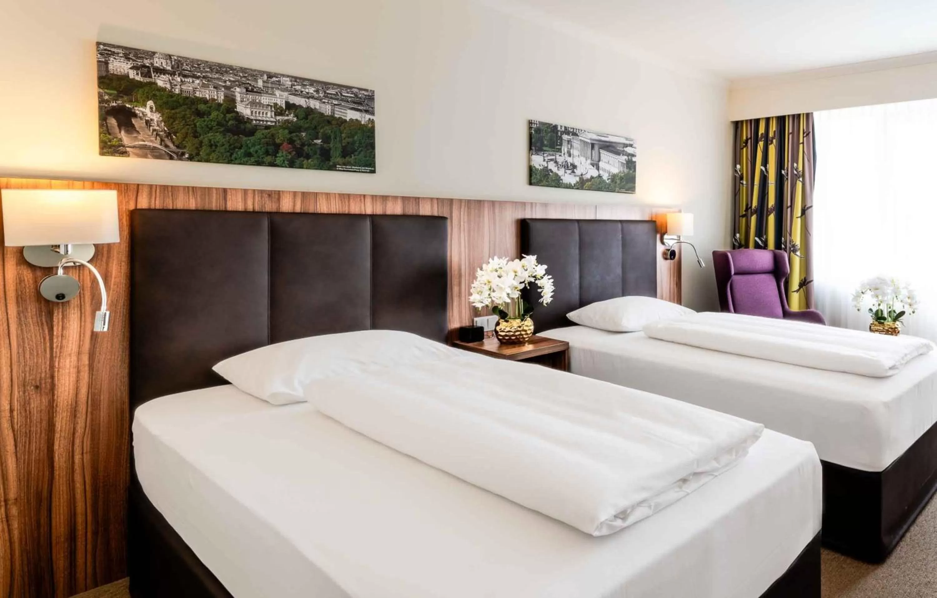 Bed in PLAZA Premium Wien
