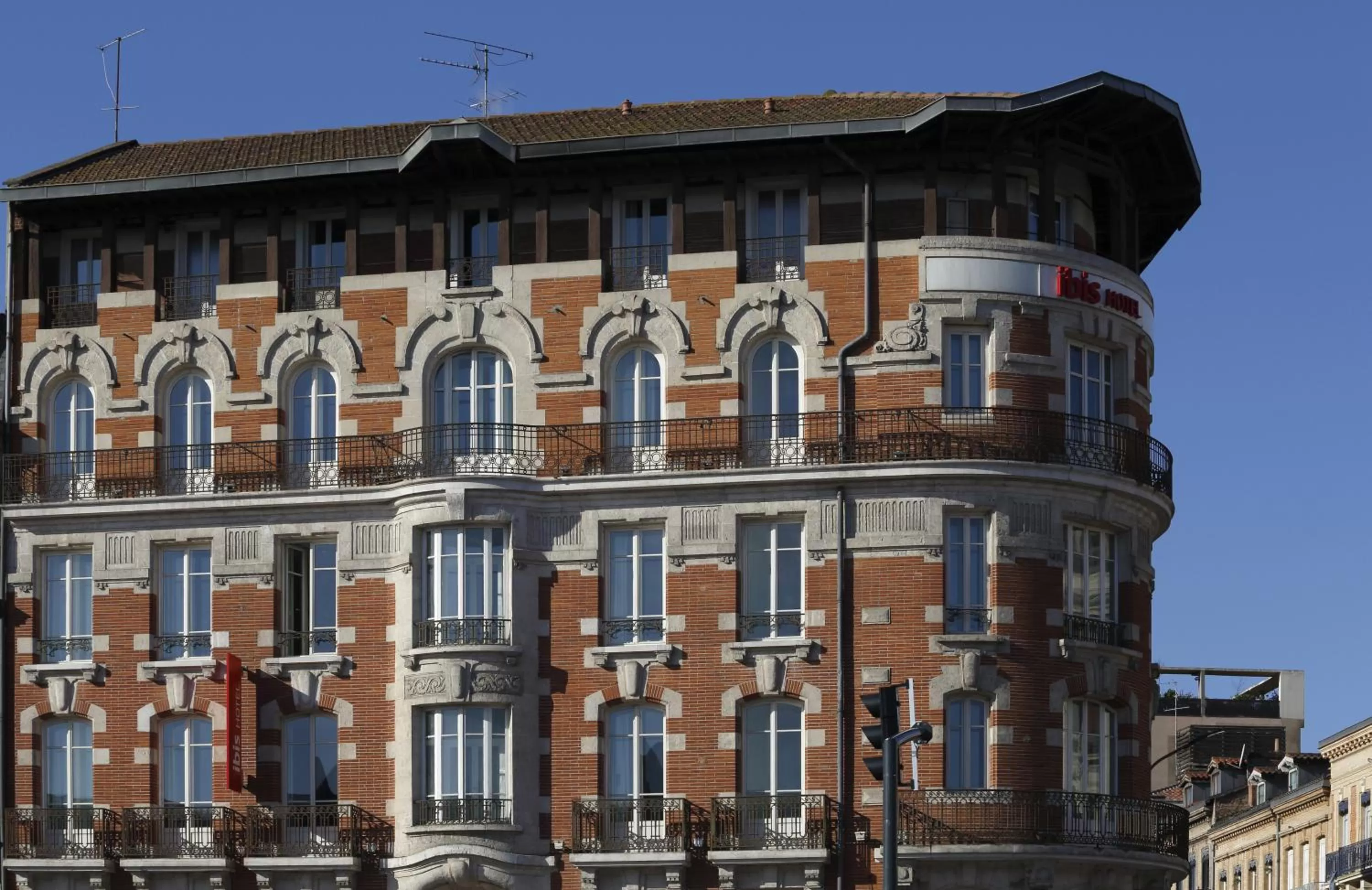 Facade/entrance in ibis Toulouse Gare Matabiau