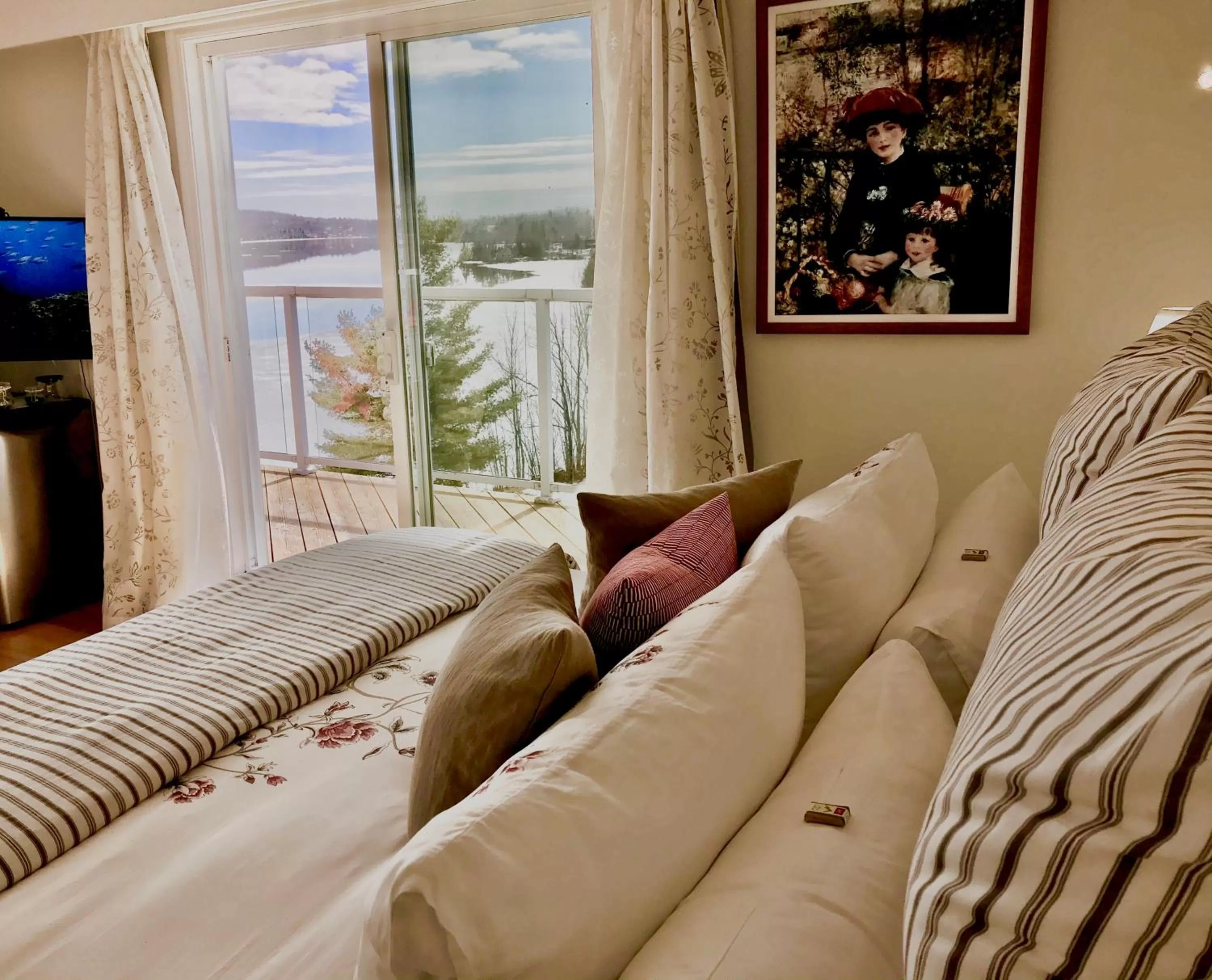 Patio, Seating Area in Auberge Tom B&B