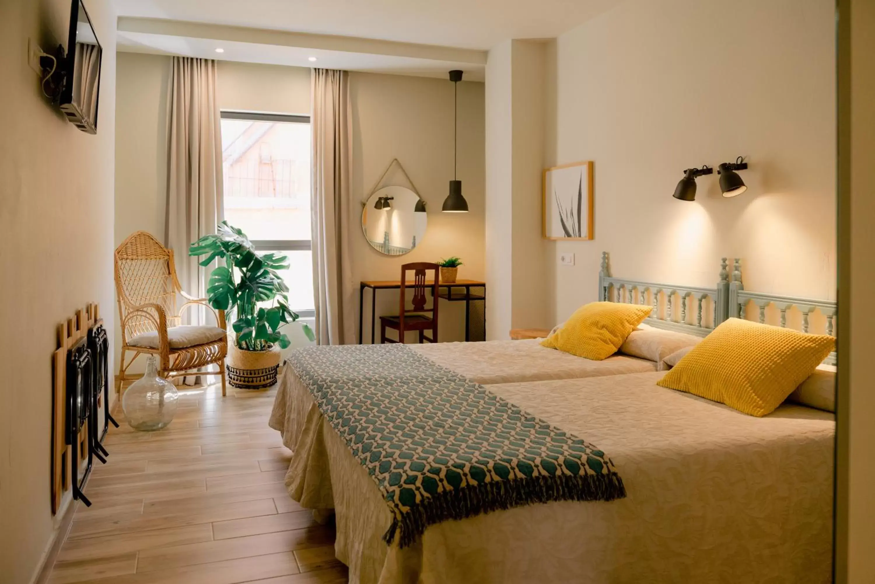 Superior Twin Room in Vicente Home Superior Twin Room in Vicente Home