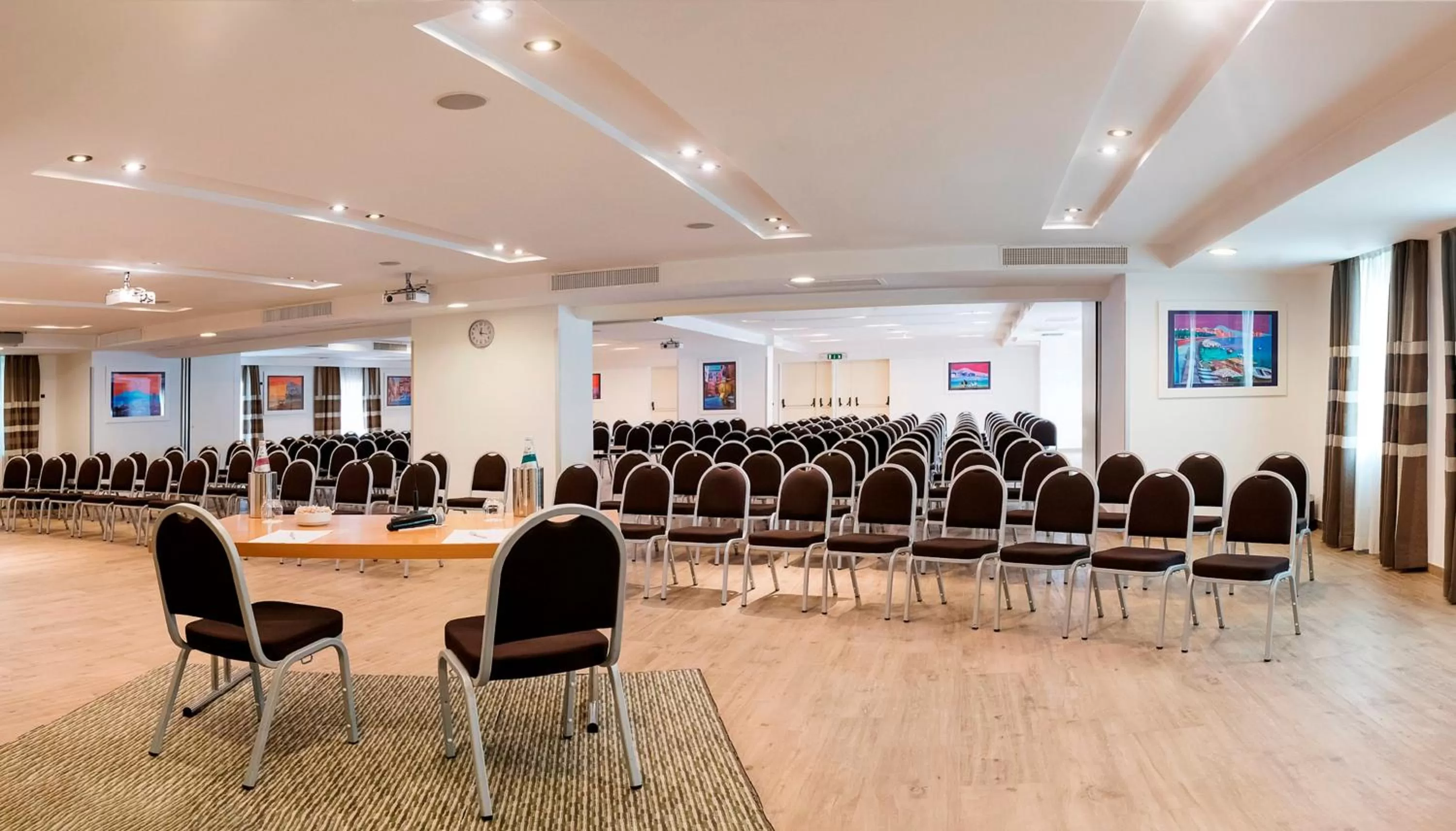 Meeting/conference room in Holiday Inn Naples by IHG