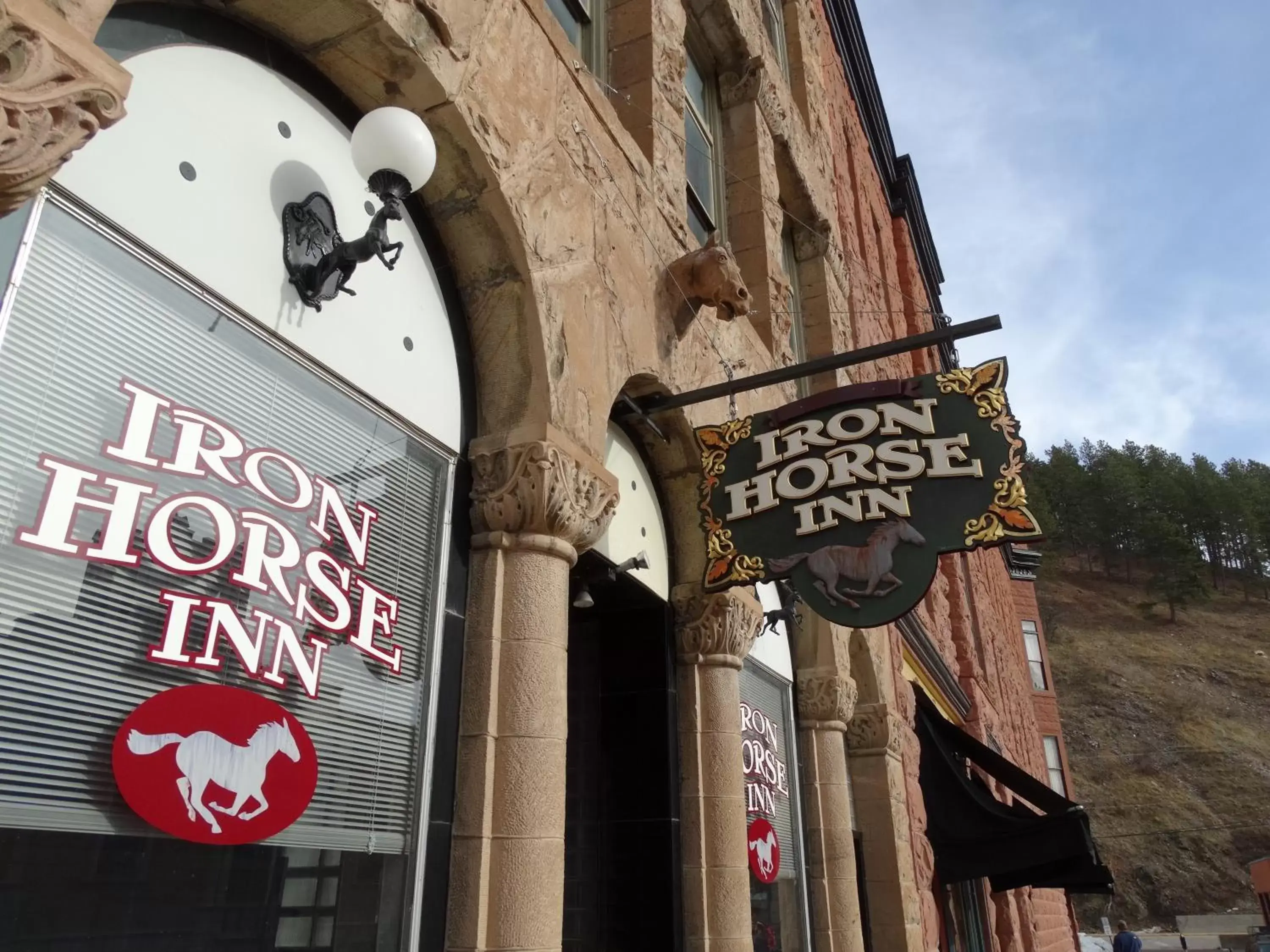 Facade/entrance, Property Logo/Sign in Historic Iron Horse Inn - Deadwood Facade/entrance, Property Logo/Sign in Historic Iron Horse Inn - Deadwood