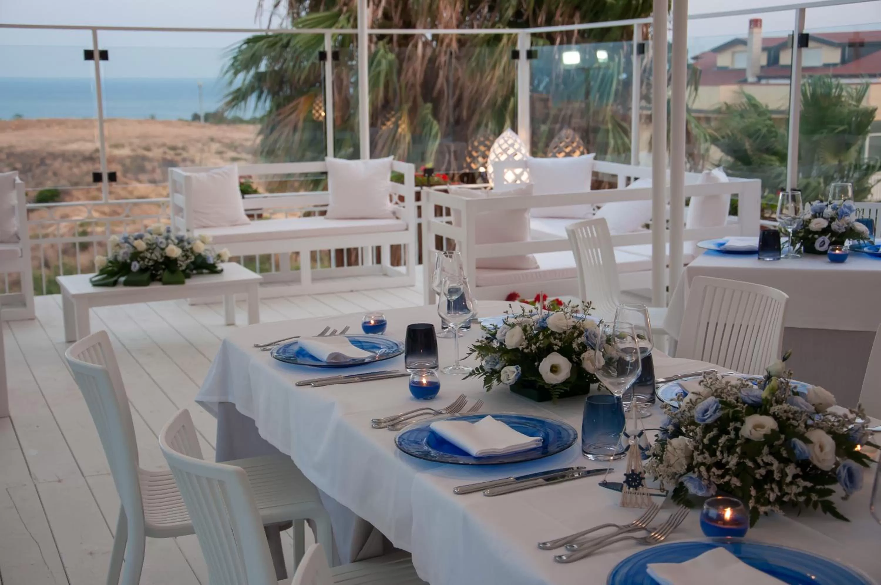 Restaurant/places to eat in Grand Hotel Paradiso