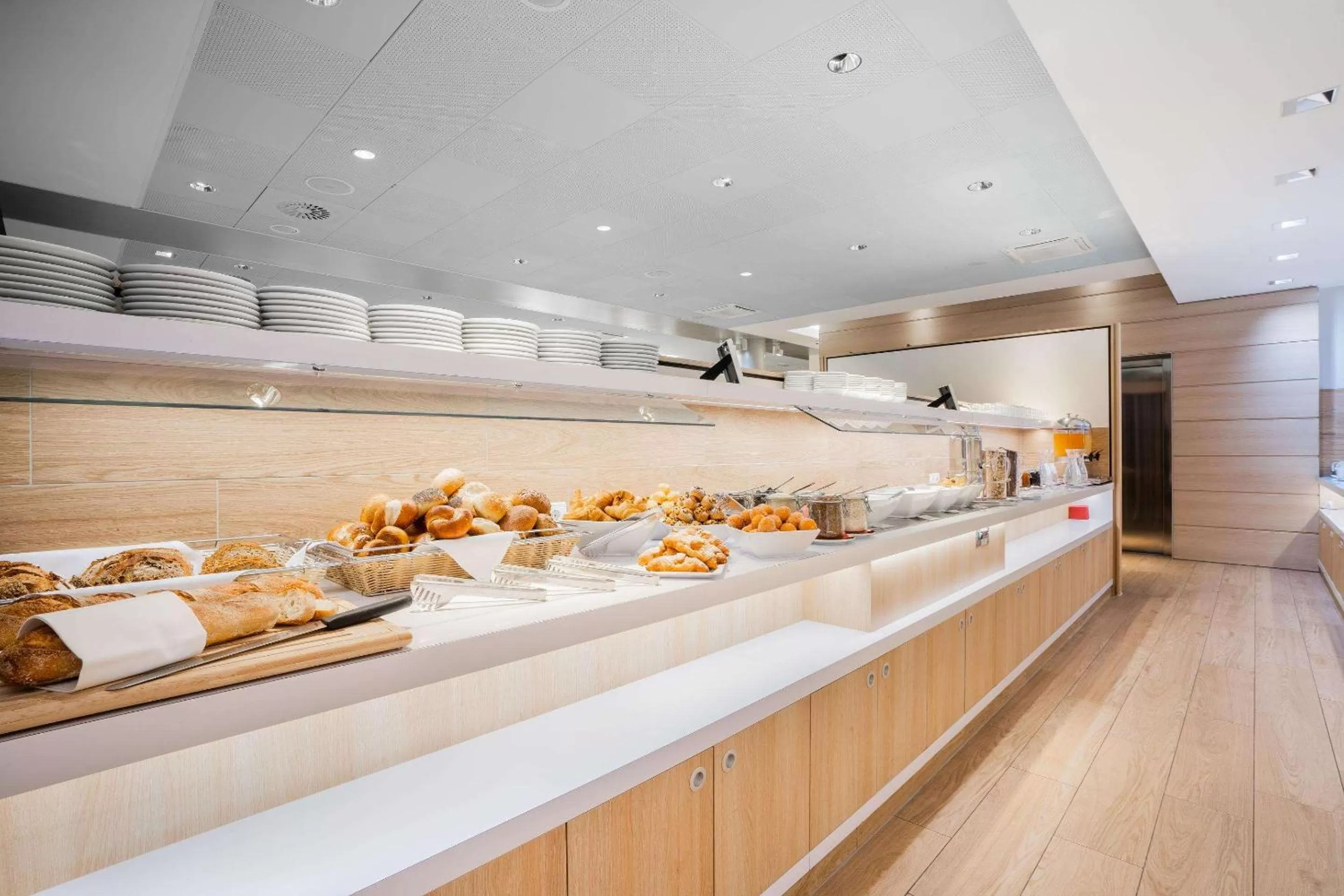 Restaurant/places to eat in Hey Lou Hotel Friedrichshafen