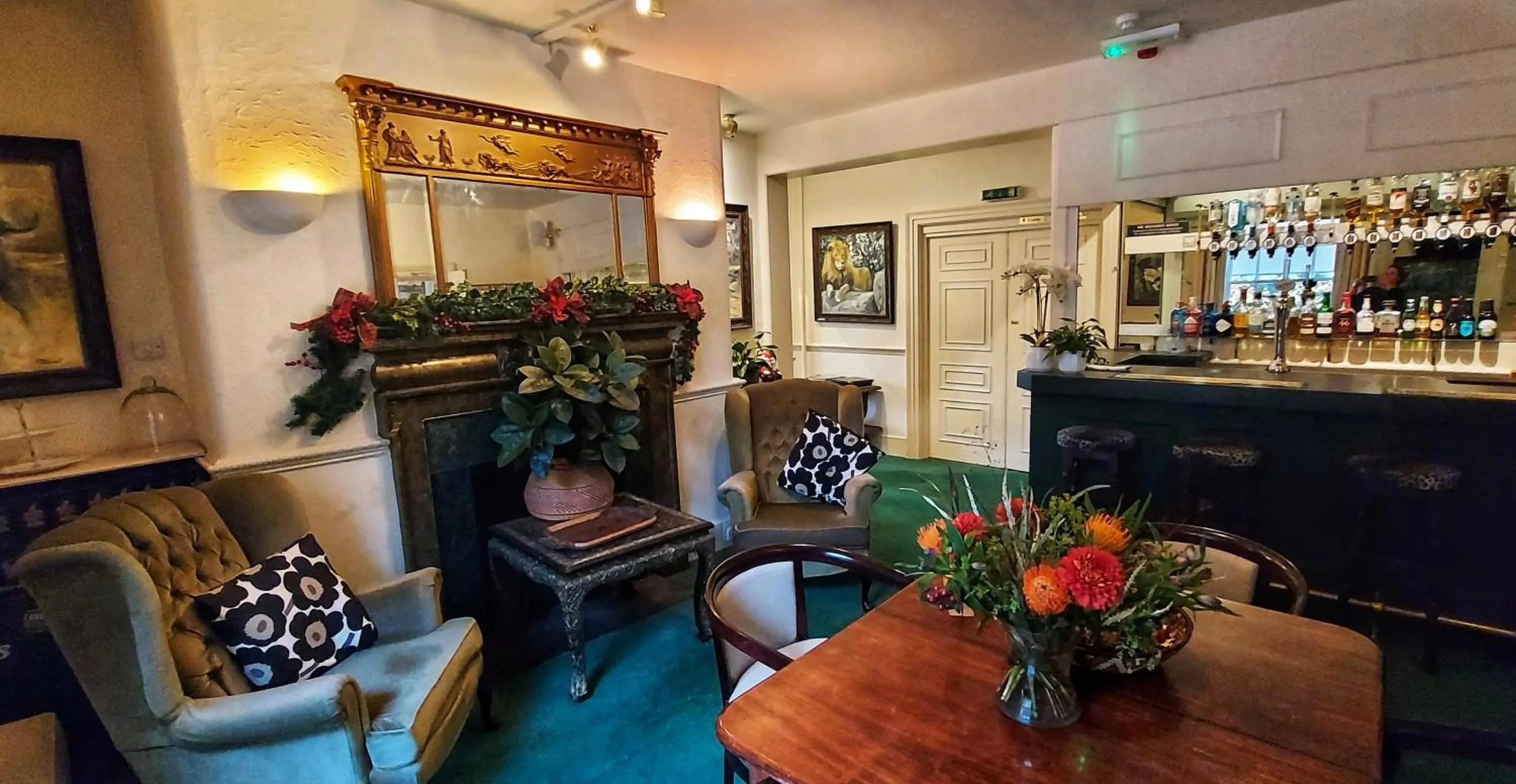 Restaurant/places to eat in Hook House