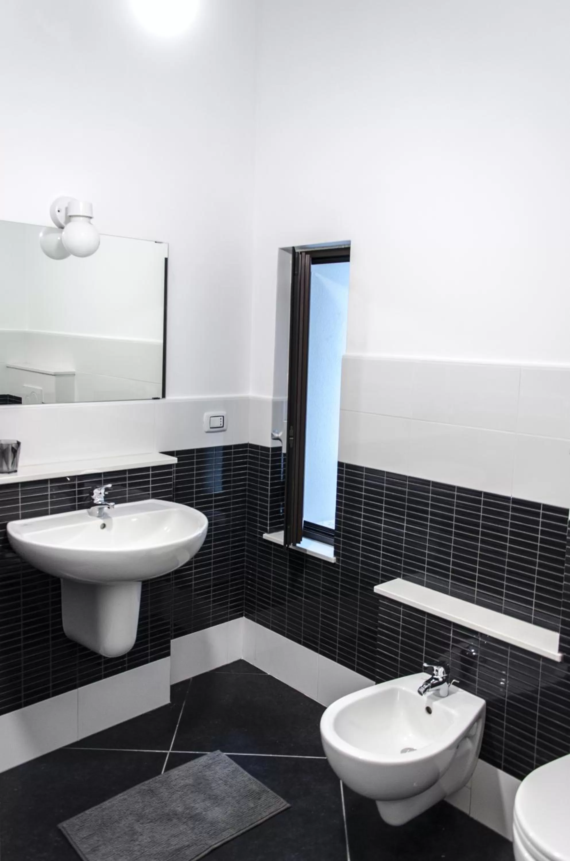 Bathroom in Maria Vittoria Charming Rooms and Apartments