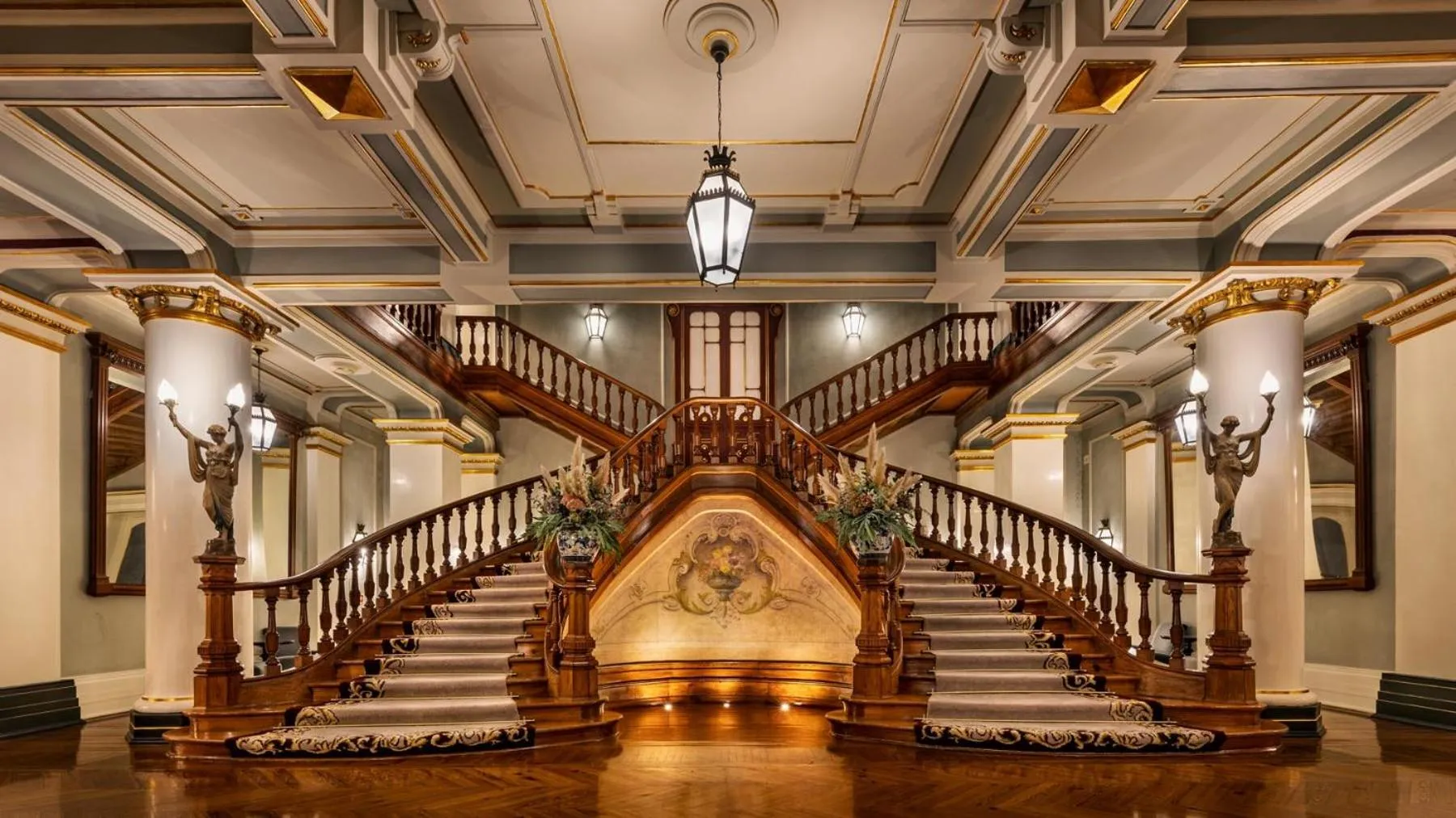 Lobby or reception in Vidago Palace